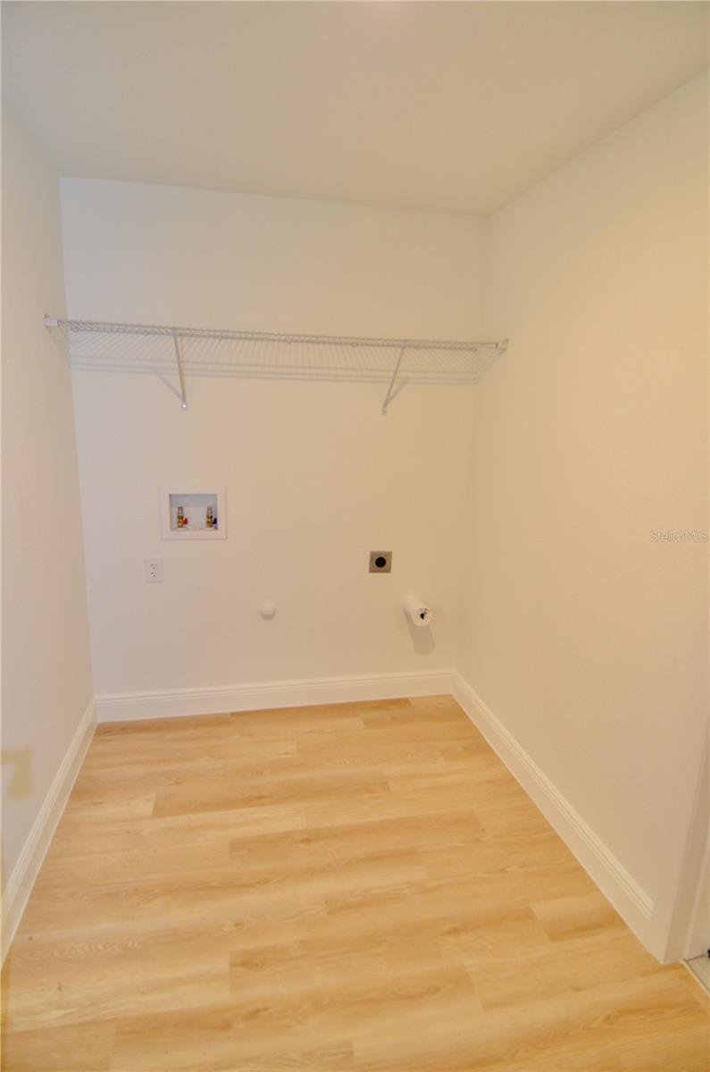 Image 11 of 34 For 2300 Nordendale Boulevard