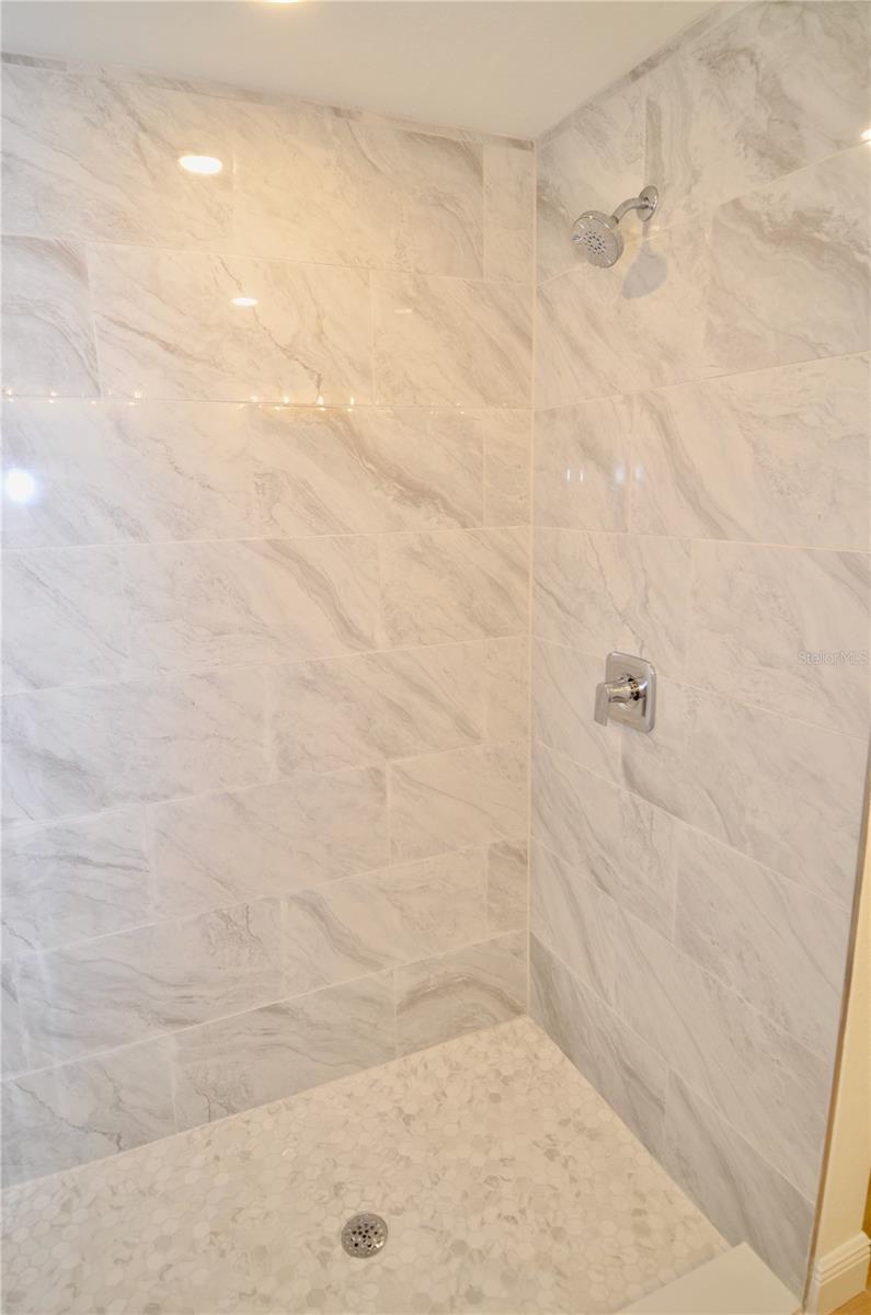 Image 16 of 34 For 2300 Nordendale Boulevard