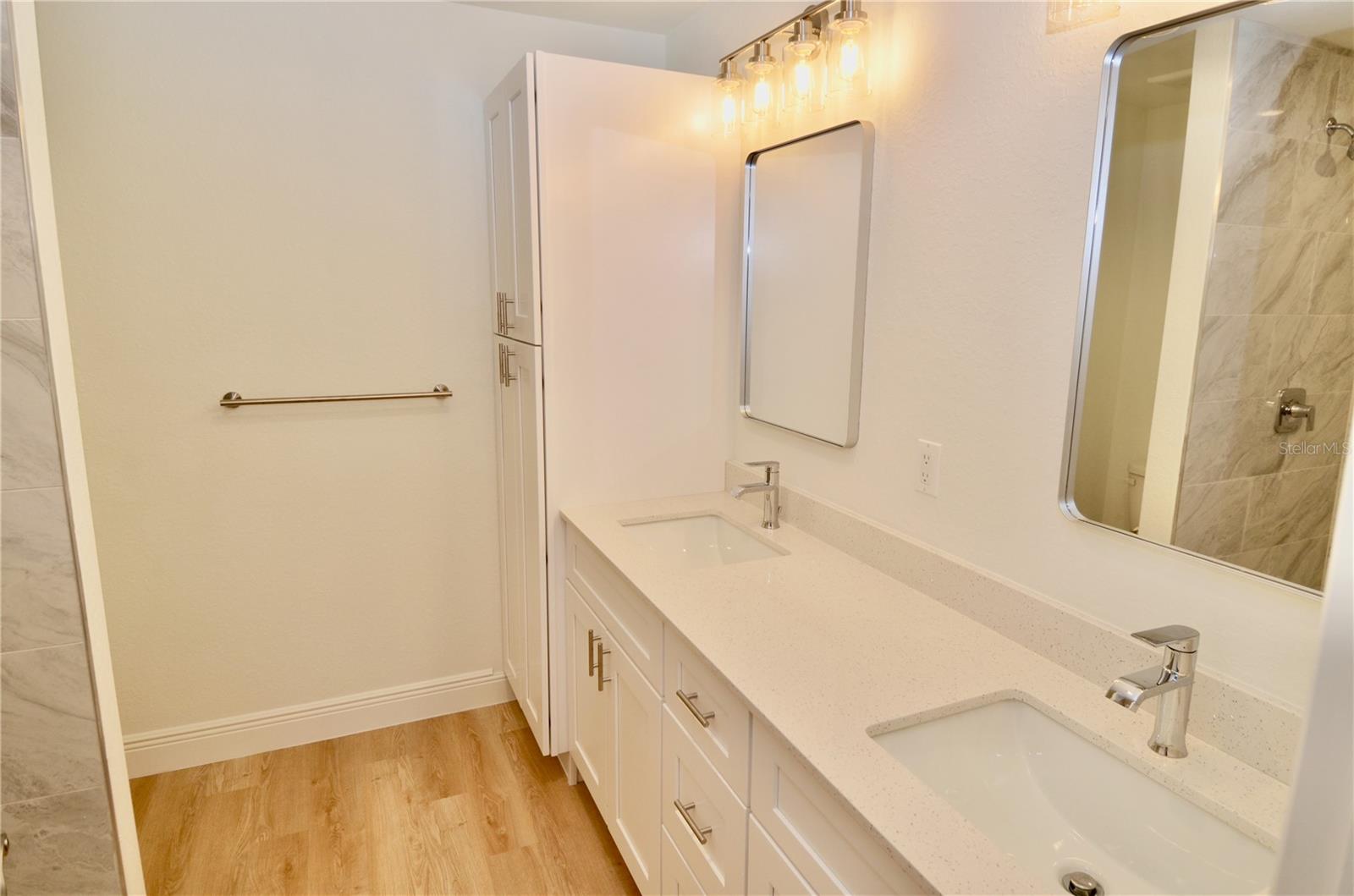 Image 17 of 34 For 2300 Nordendale Boulevard