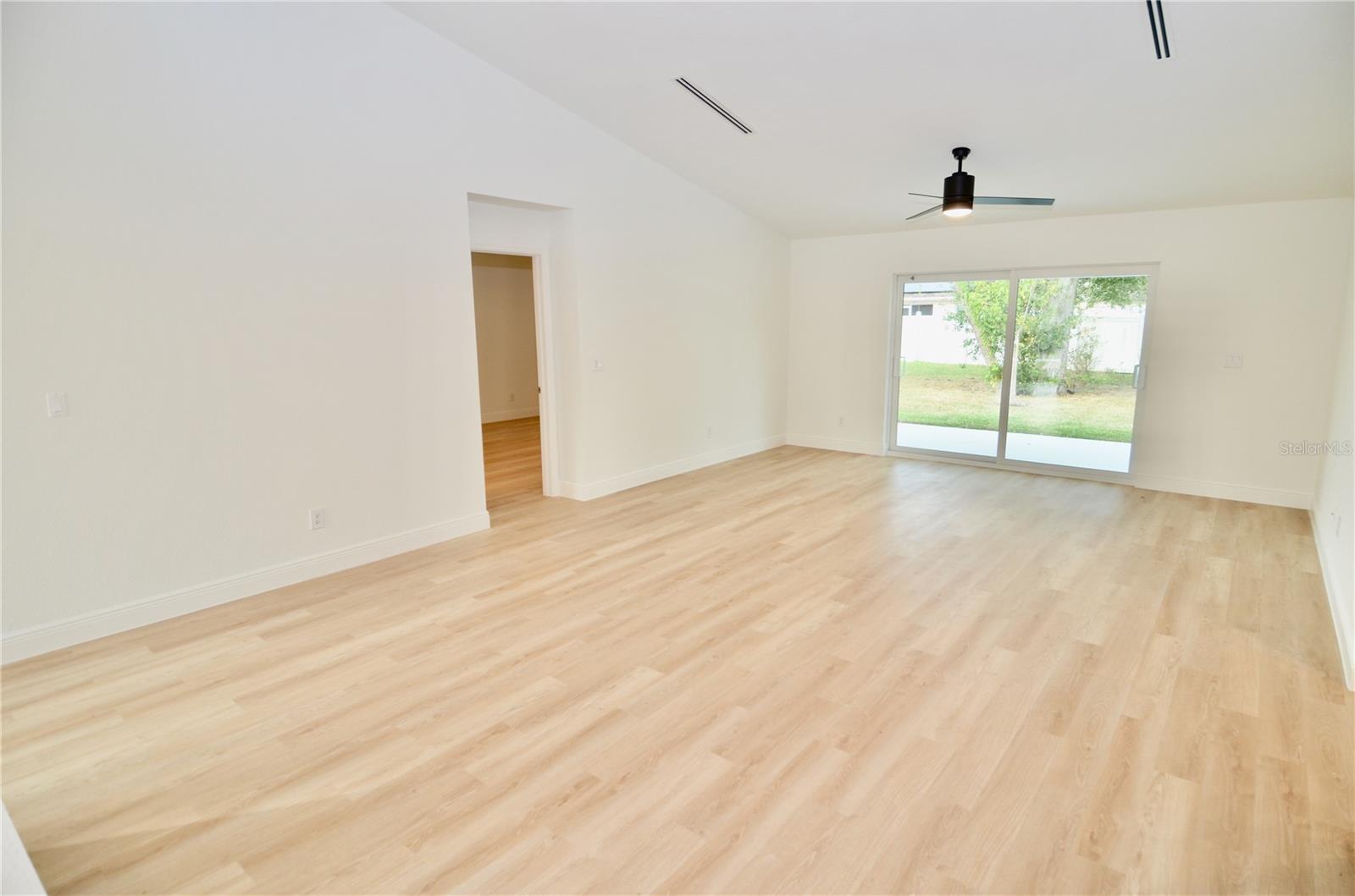 Image 5 of 34 For 2300 Nordendale Boulevard