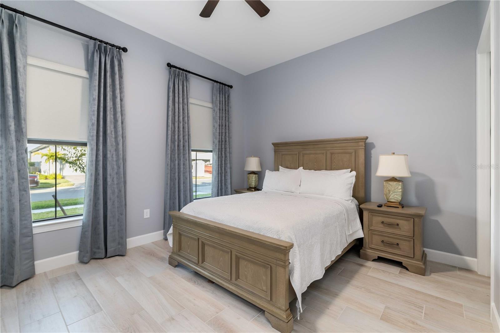 Image 13 of 66 For 6075 Sawgrass Lake Court