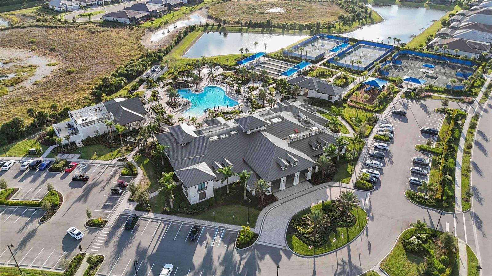 Image 20 of 66 For 6075 Sawgrass Lake Court