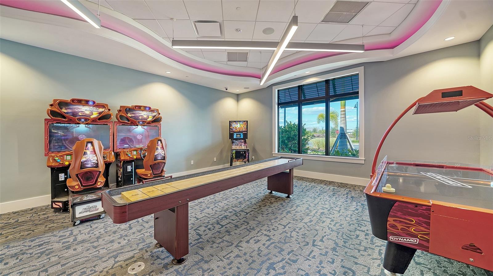 Image 44 of 66 For 6075 Sawgrass Lake Court