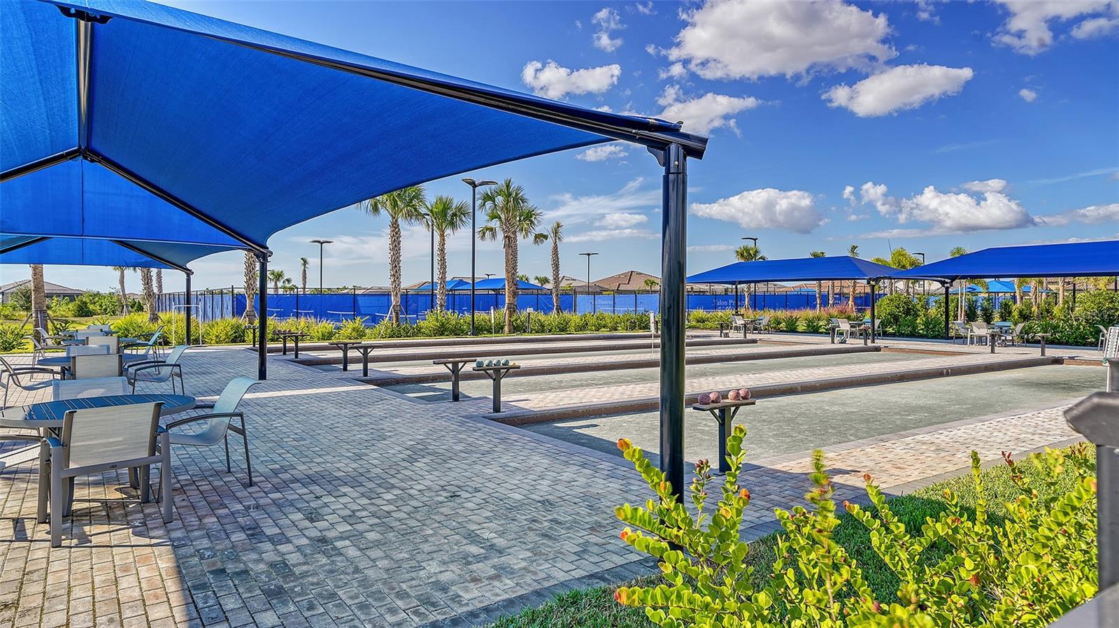 Image 52 of 66 For 6075 Sawgrass Lake Court