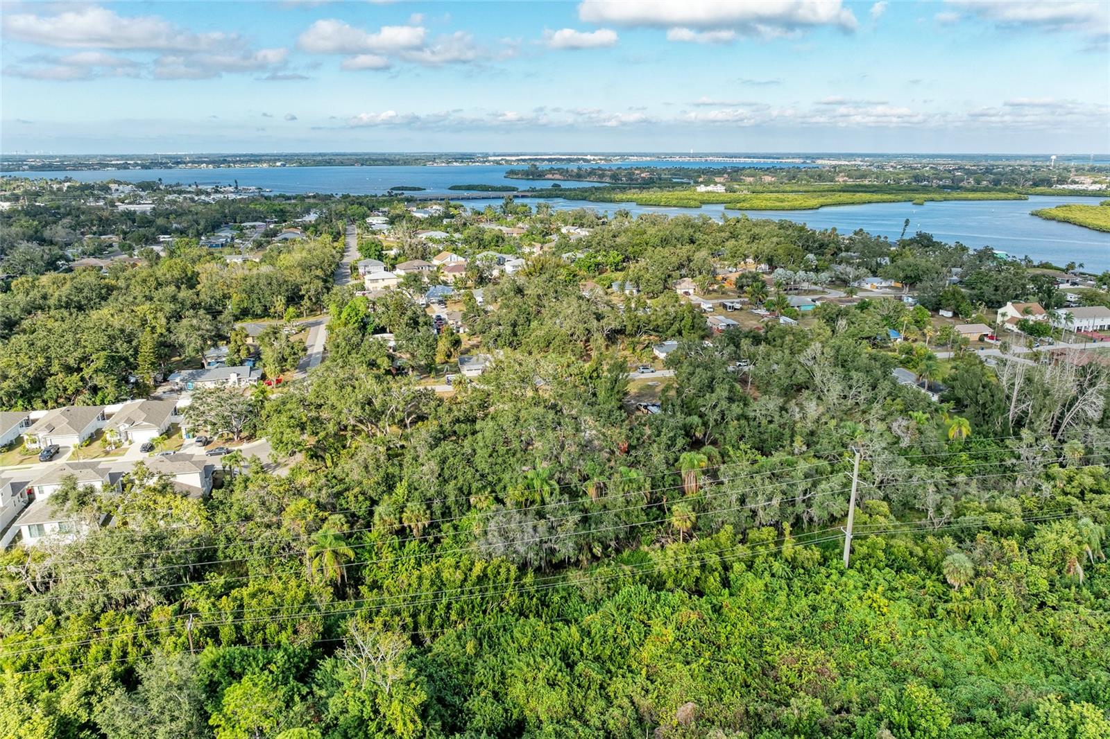 Image 10 of 58 For 33rd Street E