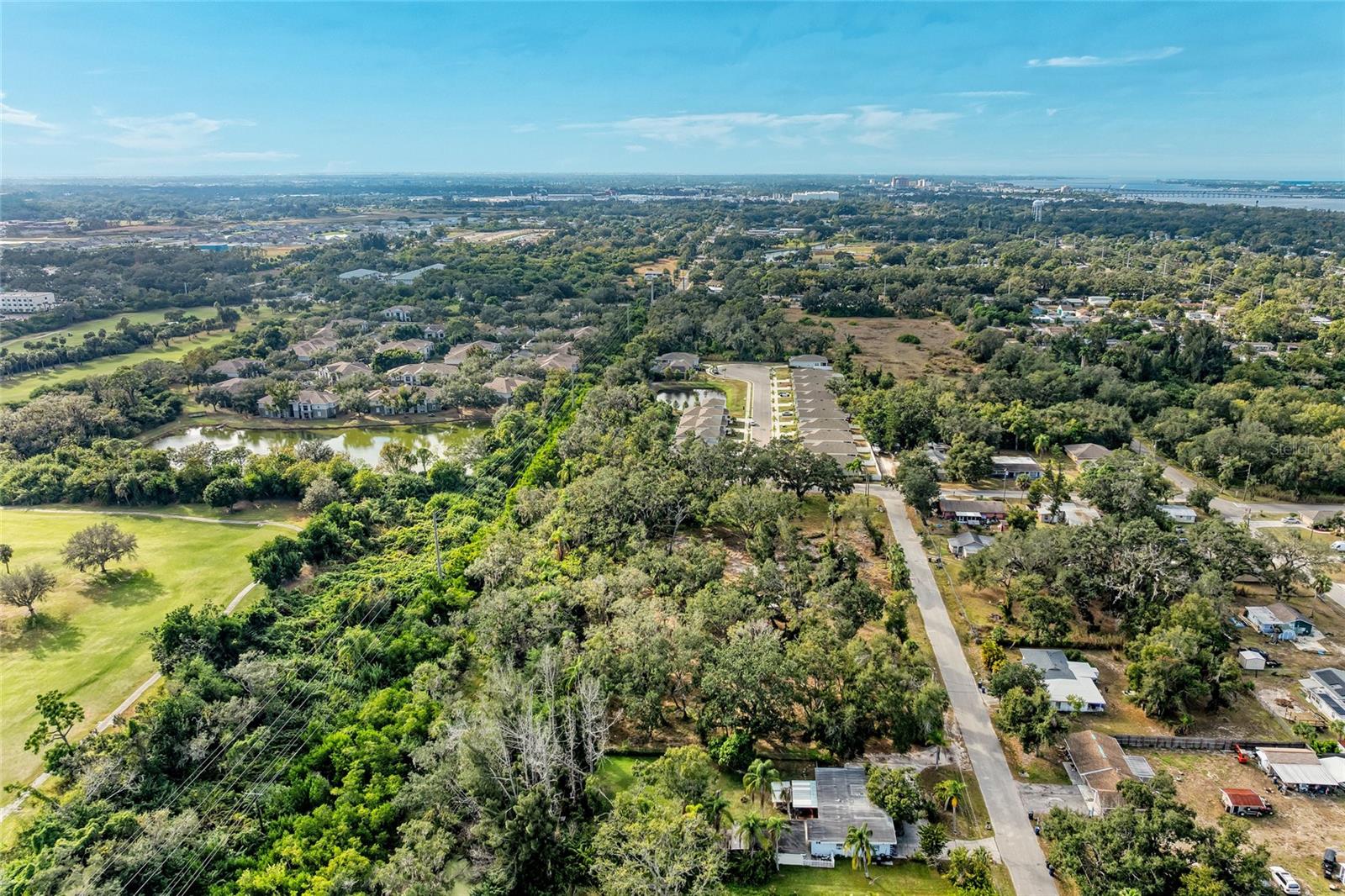 Image 18 of 58 For 33rd Street E