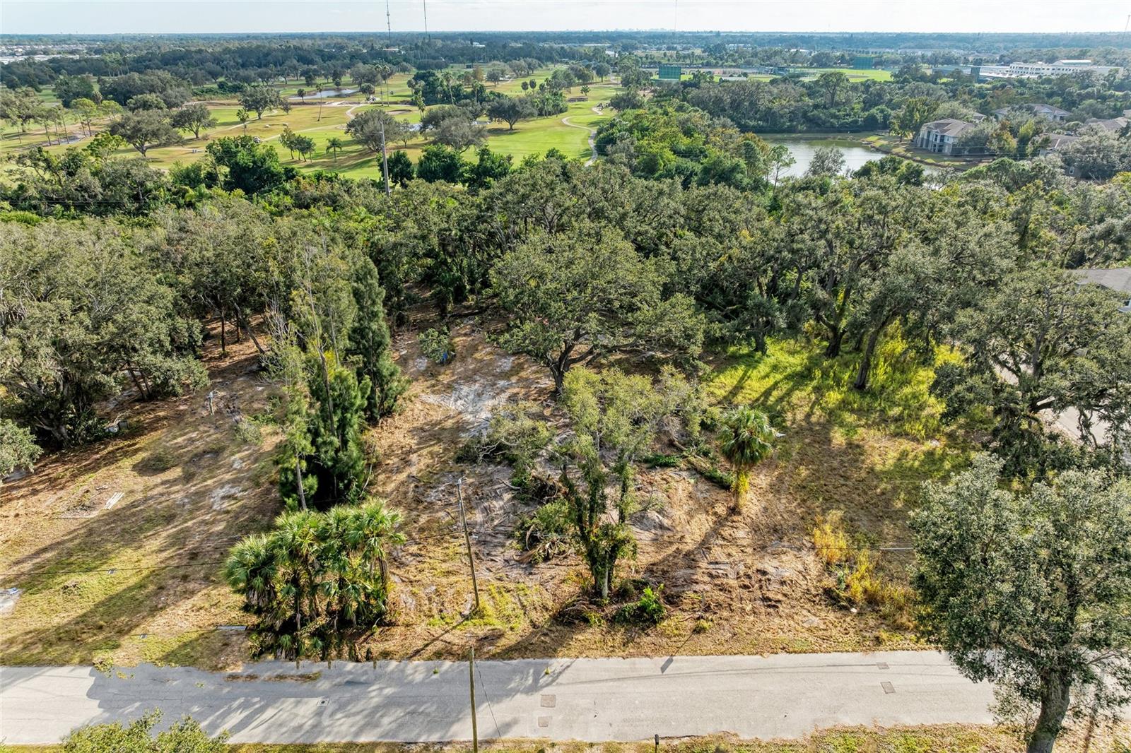 Image 26 of 58 For 33rd Street E