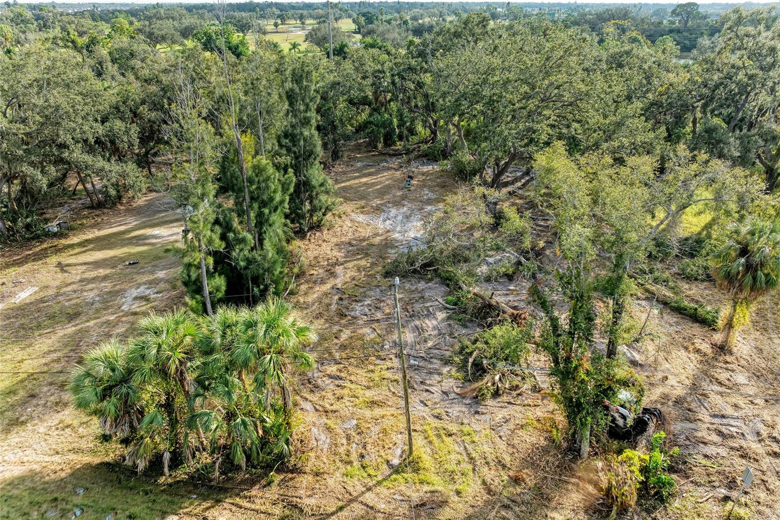 Image 28 of 58 For 33rd Street E