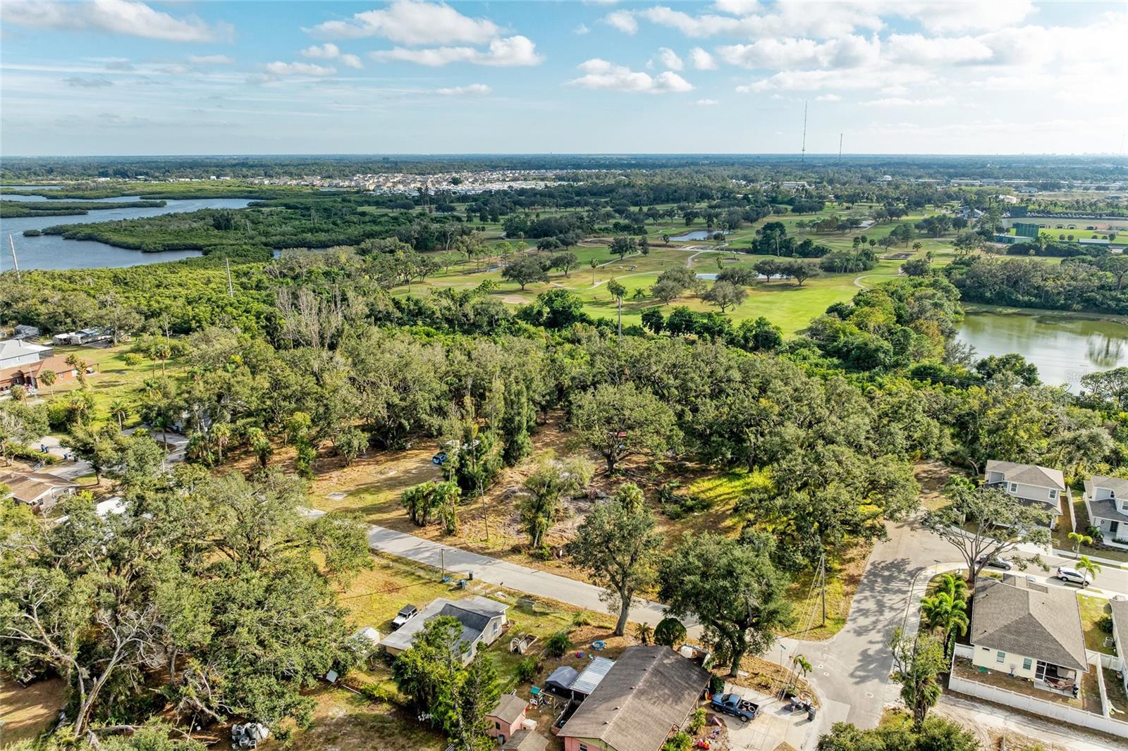 Image 32 of 58 For 33rd Street E