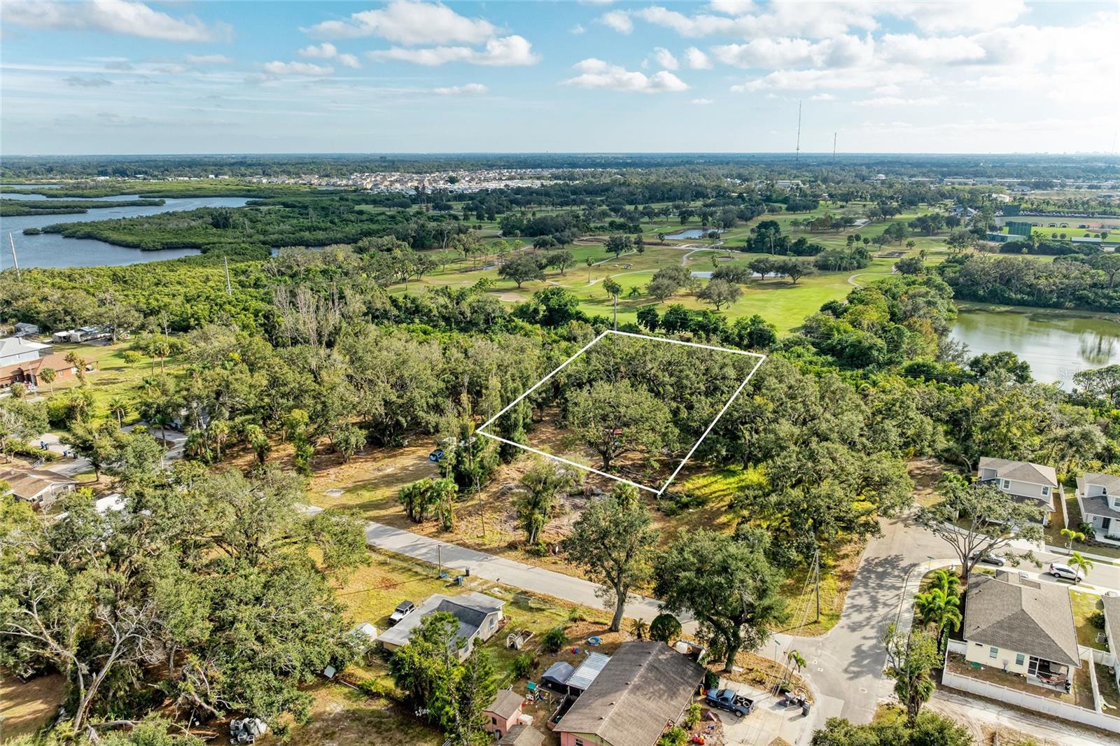 Image 33 of 58 For 33rd Street E