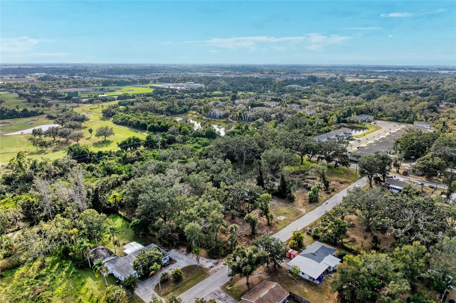 Image 46 of 58 For 33rd Street E