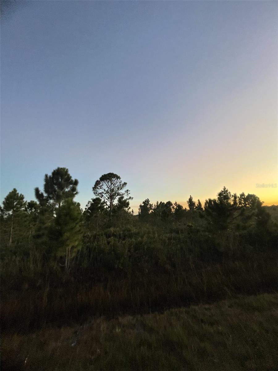 Image 4 of 13 For 18572 250th Street