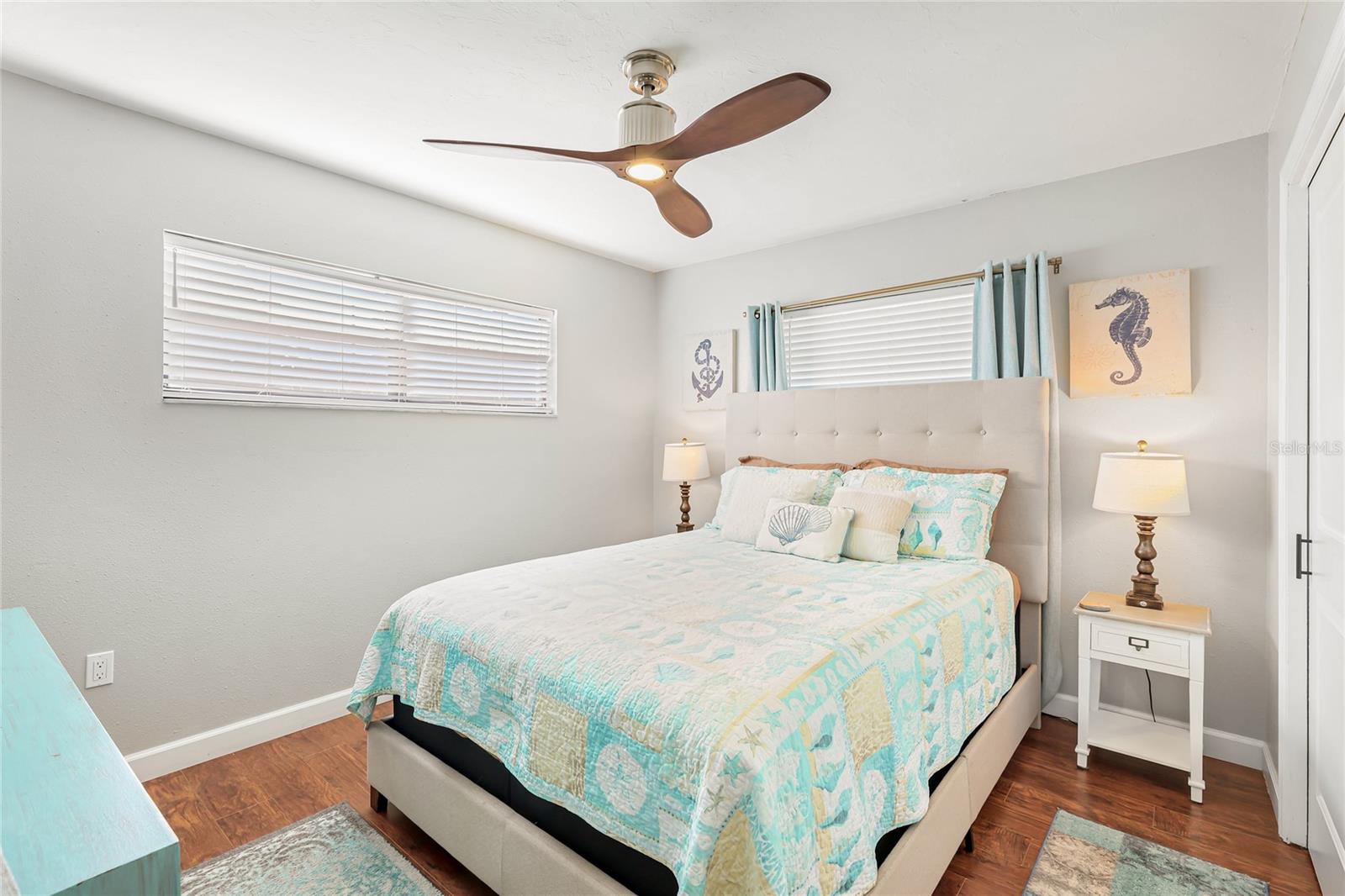 Image 19 of 37 For 6905 22nd Avenue W