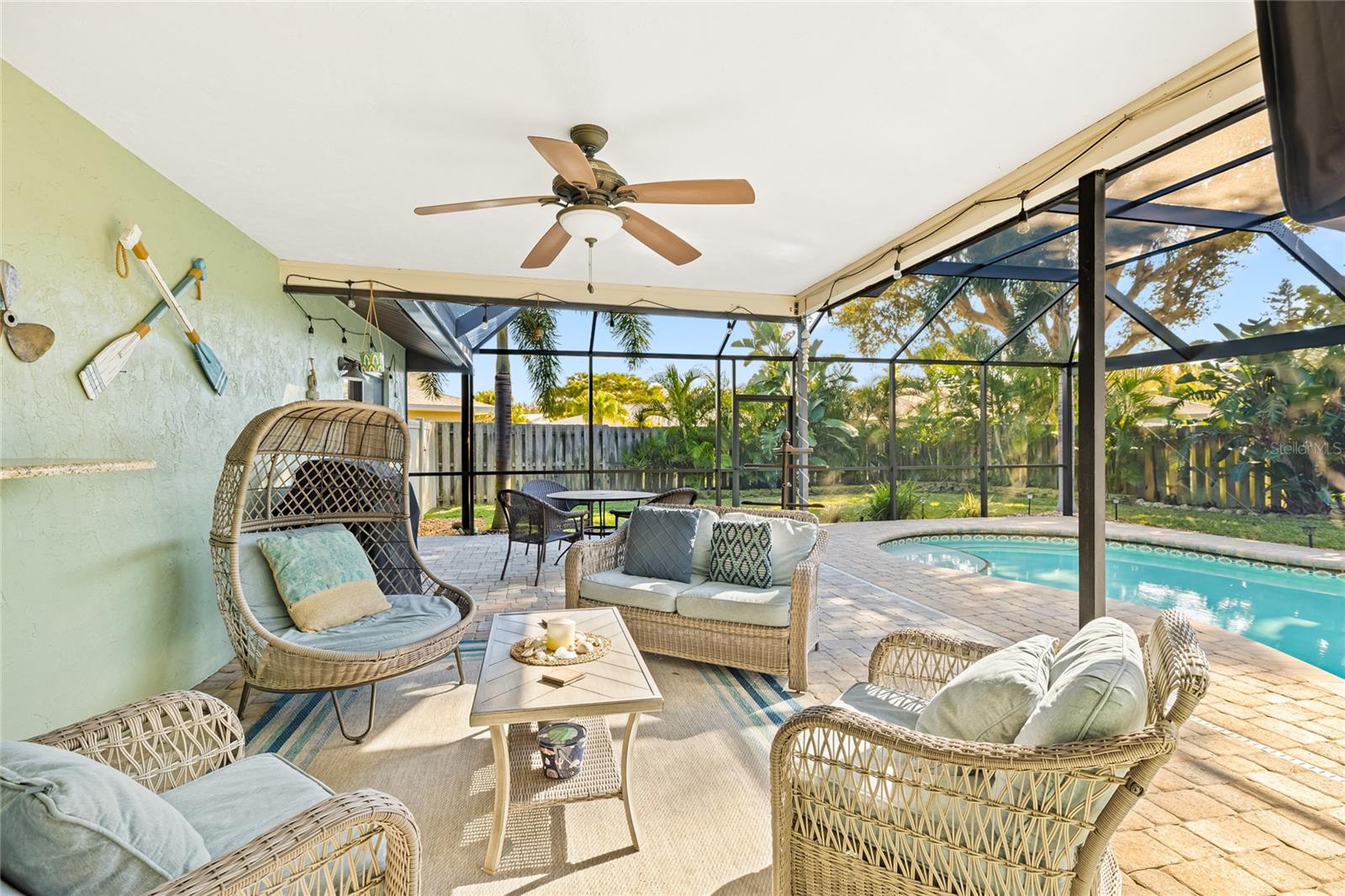 Image 27 of 37 For 6905 22nd Avenue W