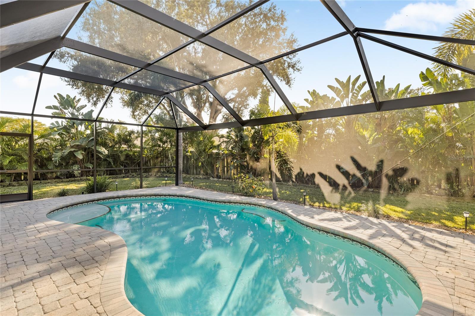 Image 30 of 37 For 6905 22nd Avenue W