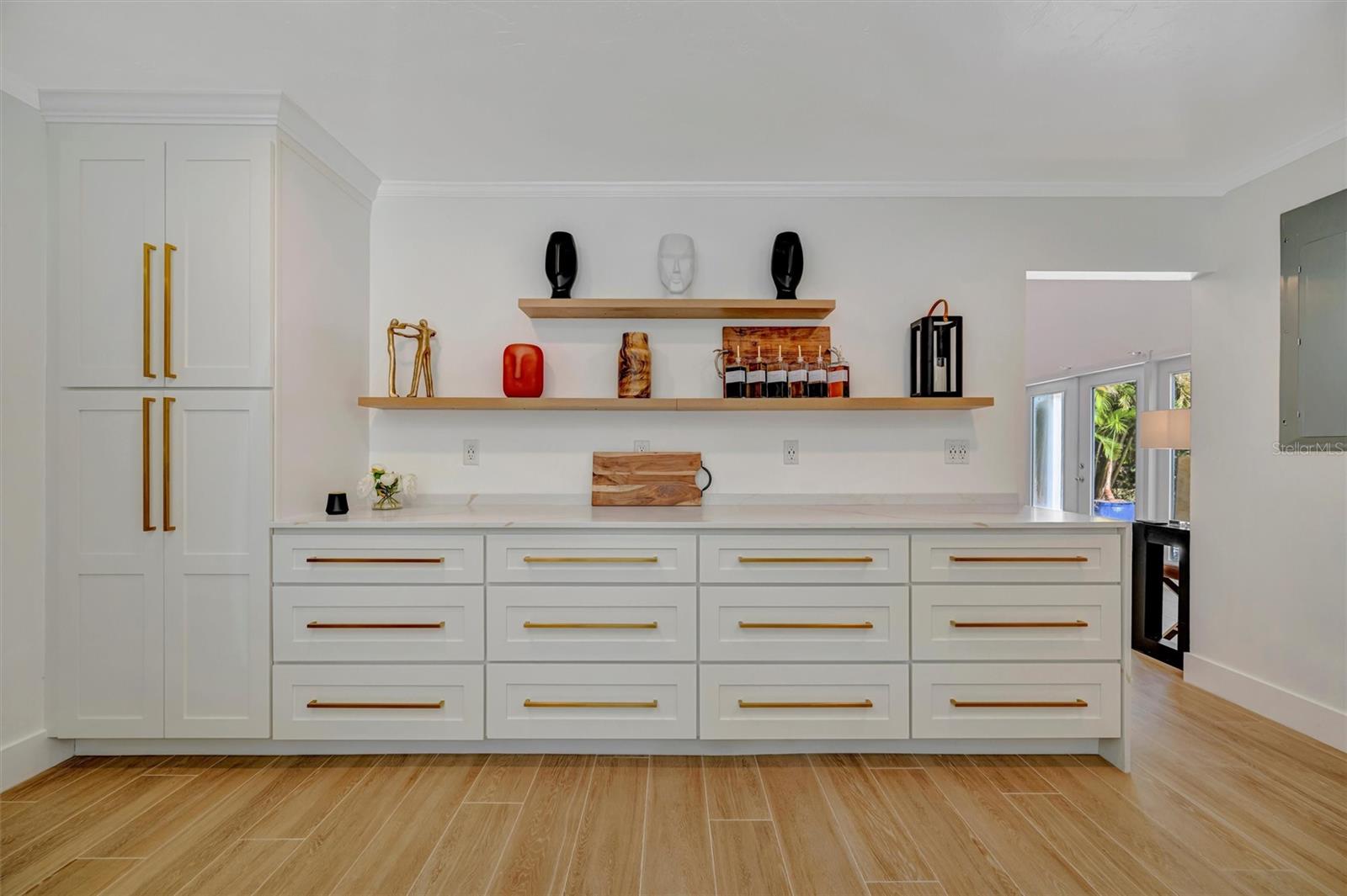 Image 26 of 99 For 403 Longbow Trail