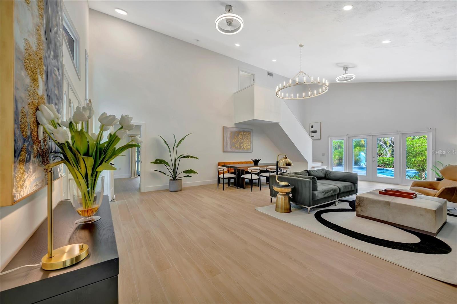 Image 6 of 99 For 403 Longbow Trail