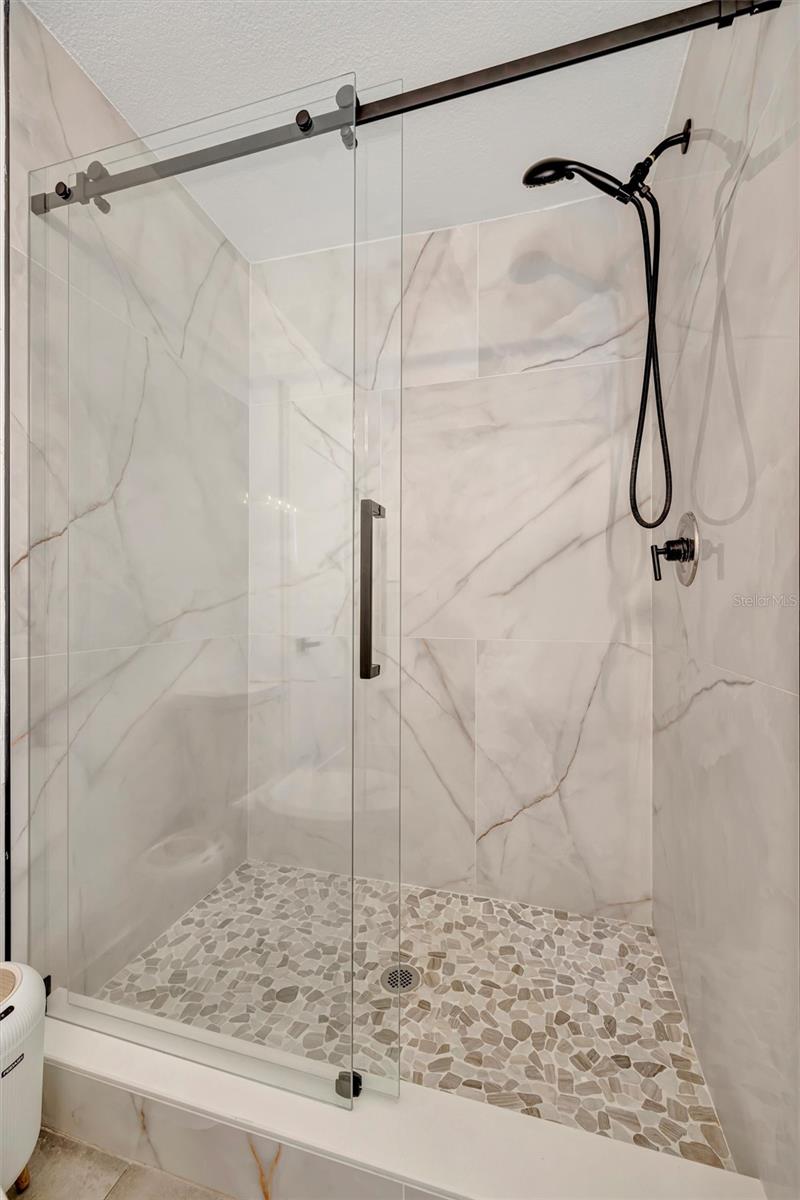 Image 77 of 99 For 403 Longbow Trail