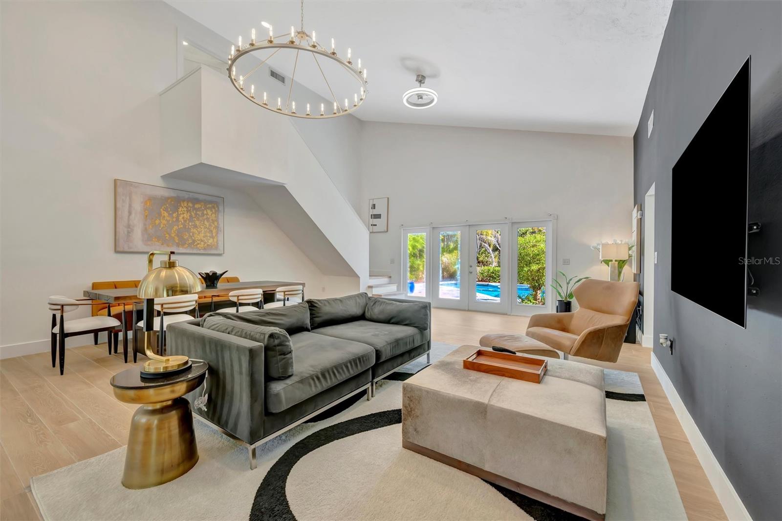 Image 8 of 99 For 403 Longbow Trail