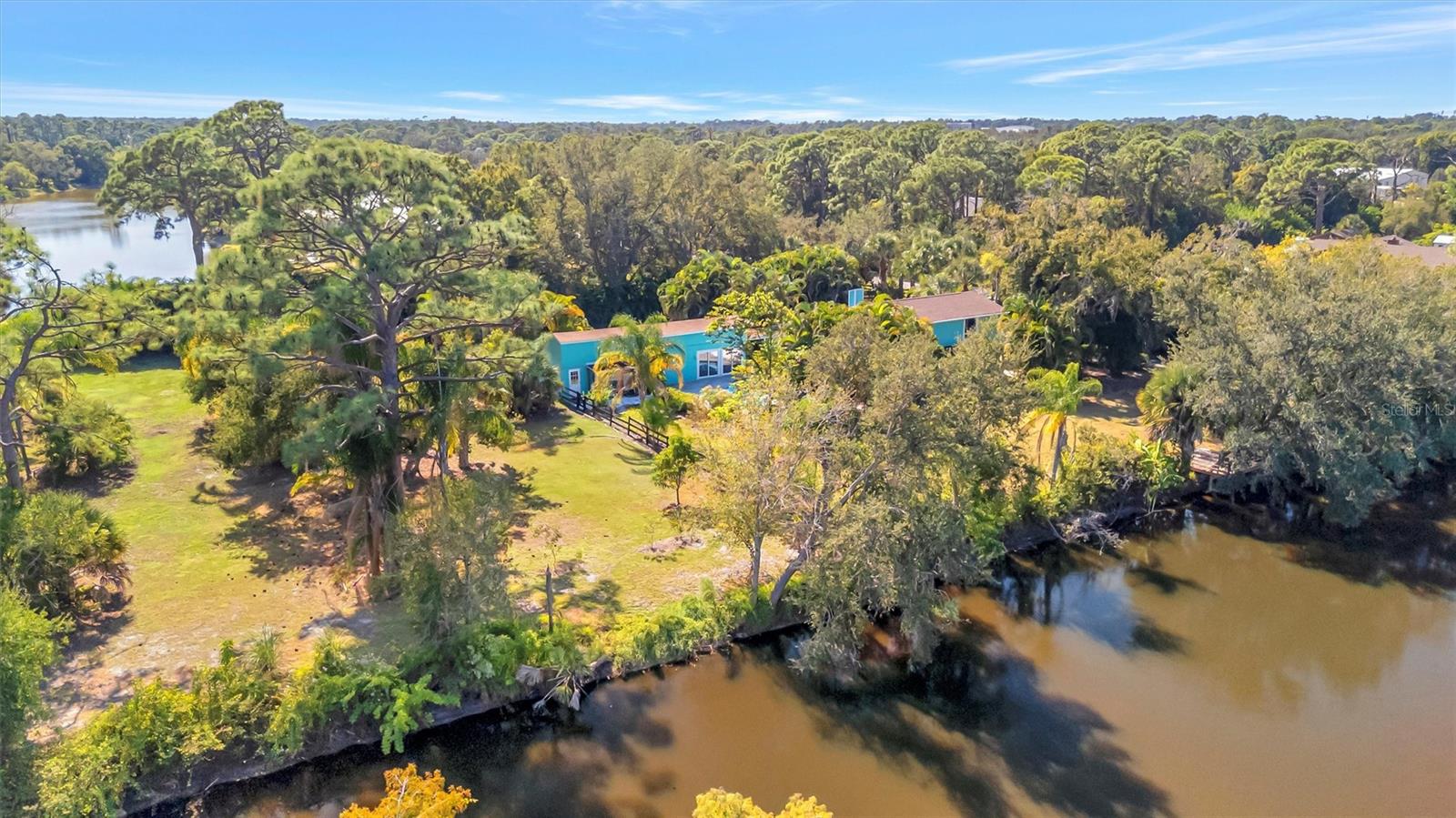 Image 96 of 99 For 403 Longbow Trail