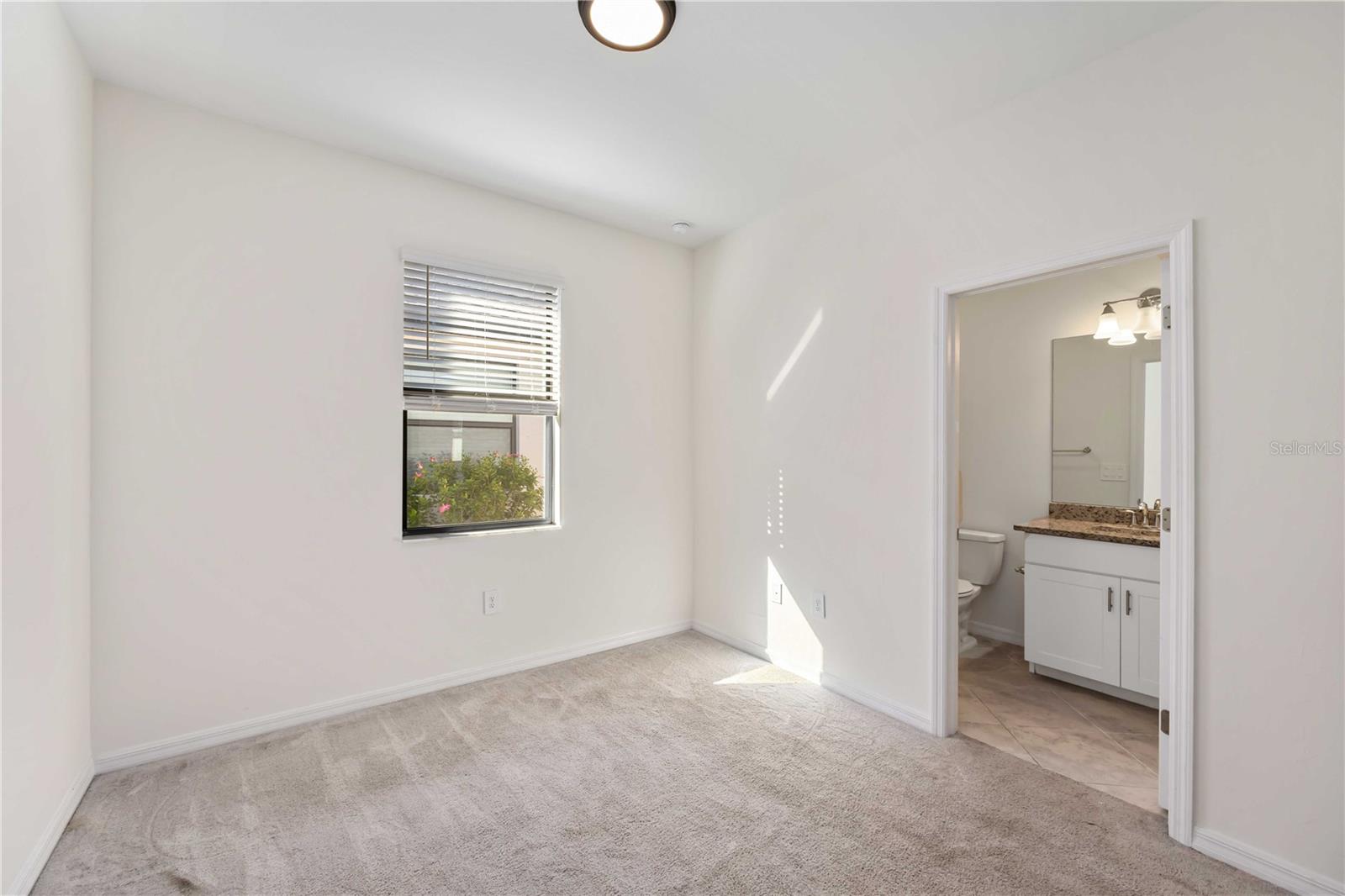 Image 18 of 23 For 11160 Balfour Street