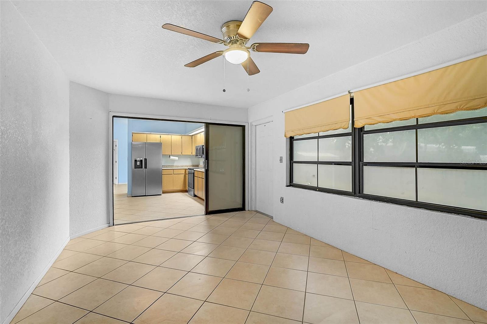 Image 18 of 31 For 1017 Waterside Street