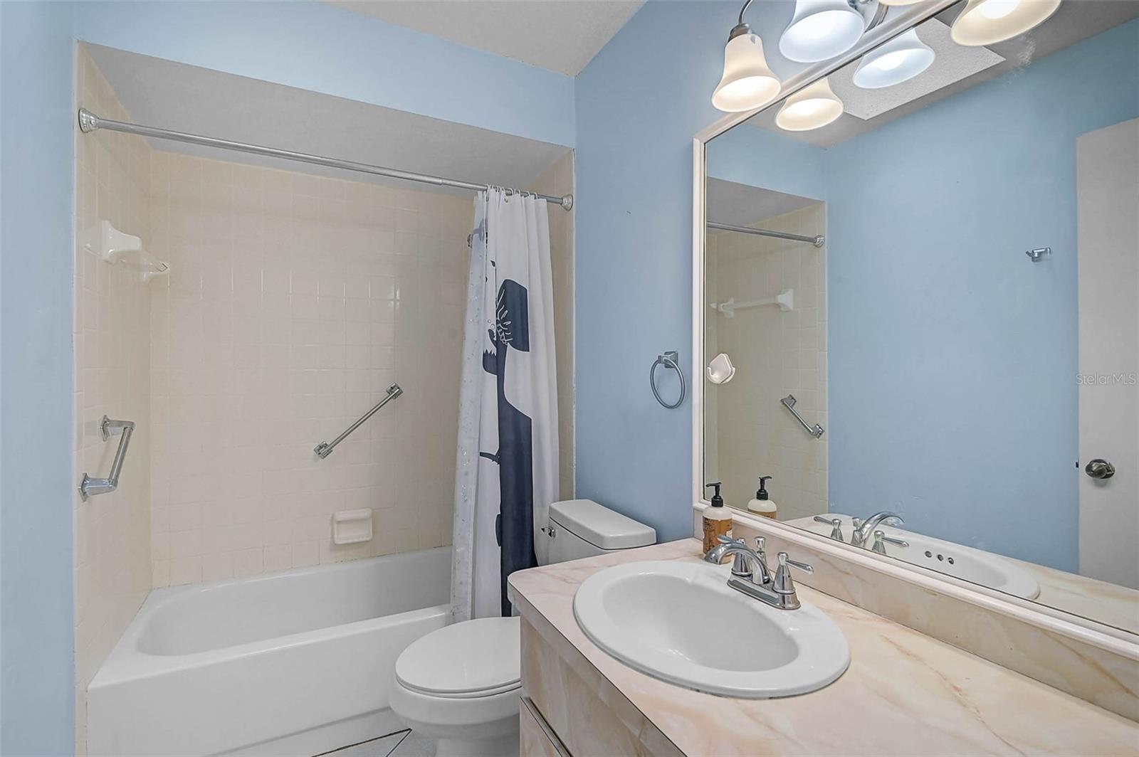 Image 27 of 31 For 1017 Waterside Street