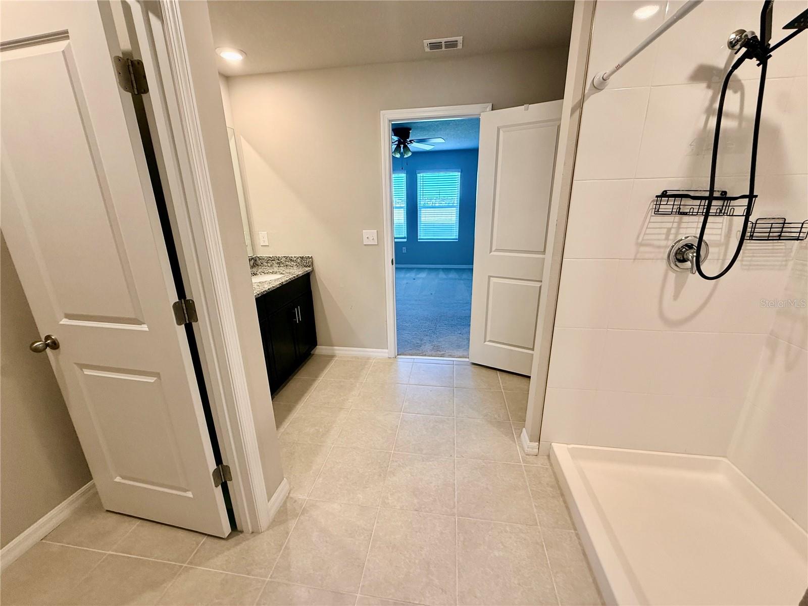 Image 26 of 41 For 10062 Daybreak Glen