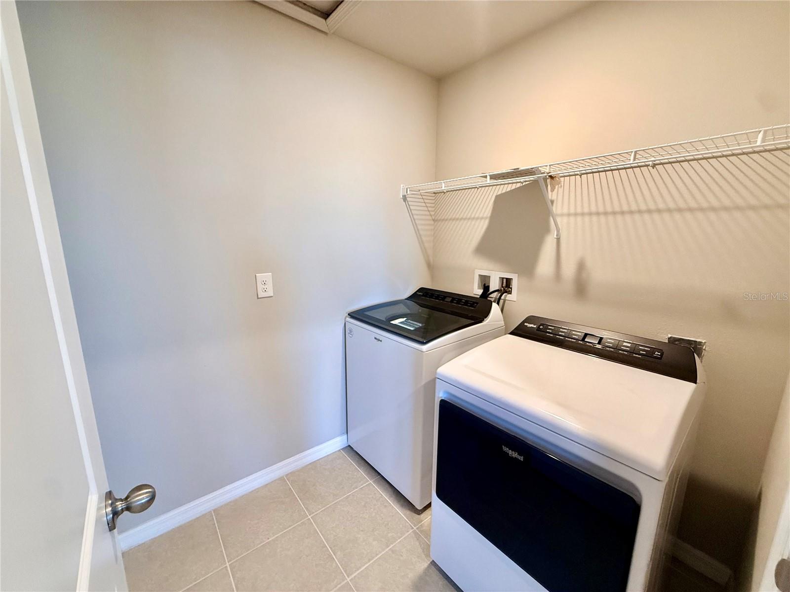 Image 27 of 41 For 10062 Daybreak Glen