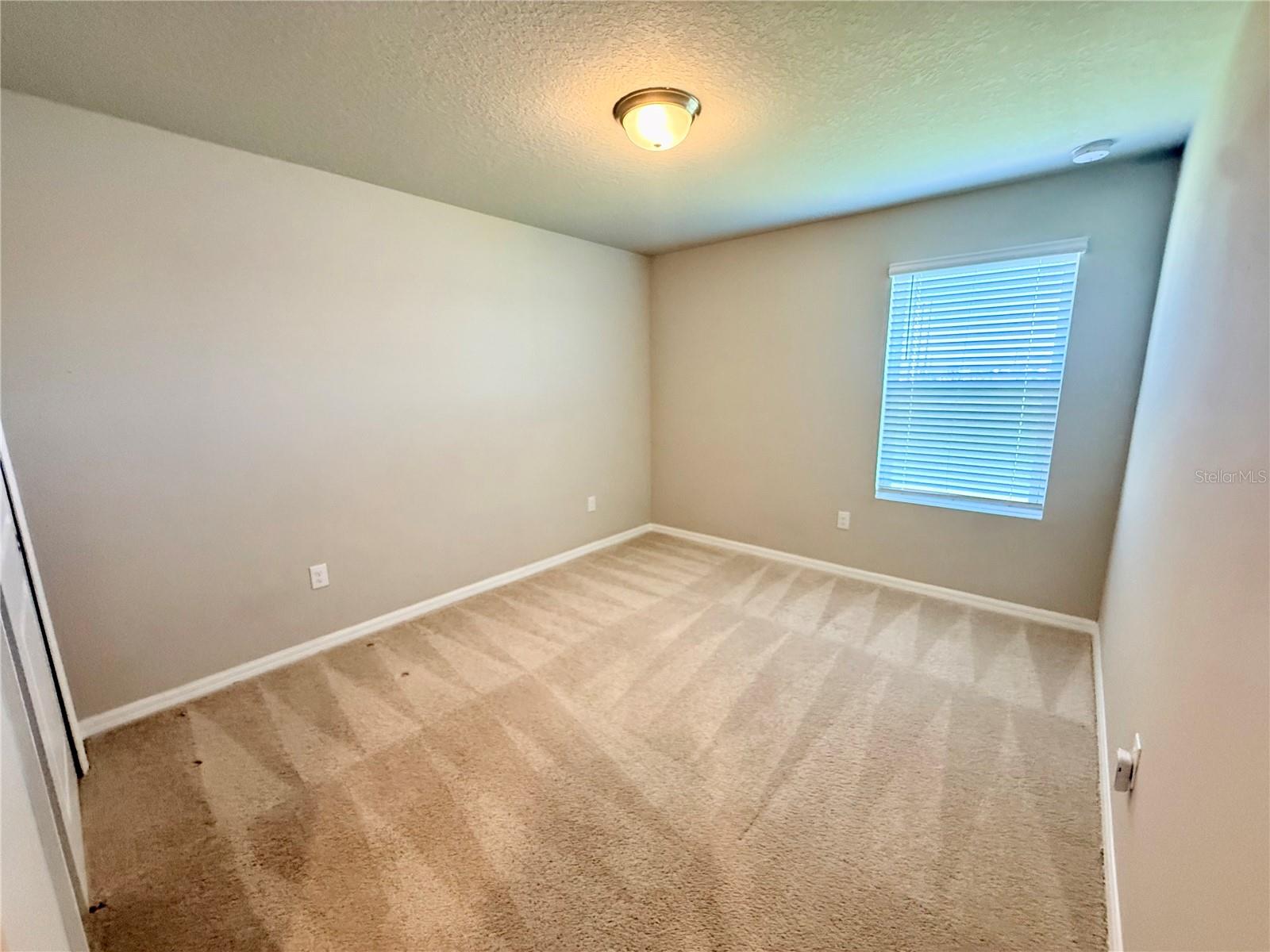 Image 29 of 41 For 10062 Daybreak Glen