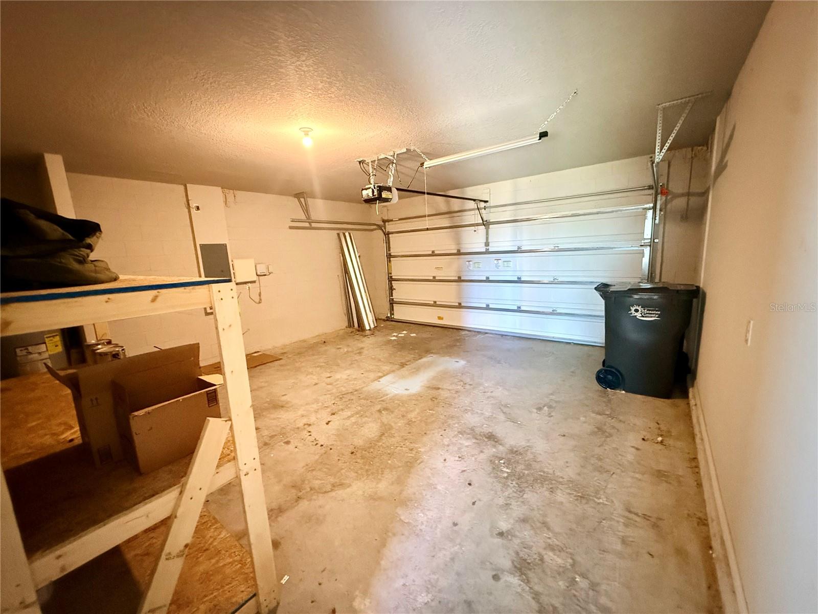 Image 33 of 41 For 10062 Daybreak Glen