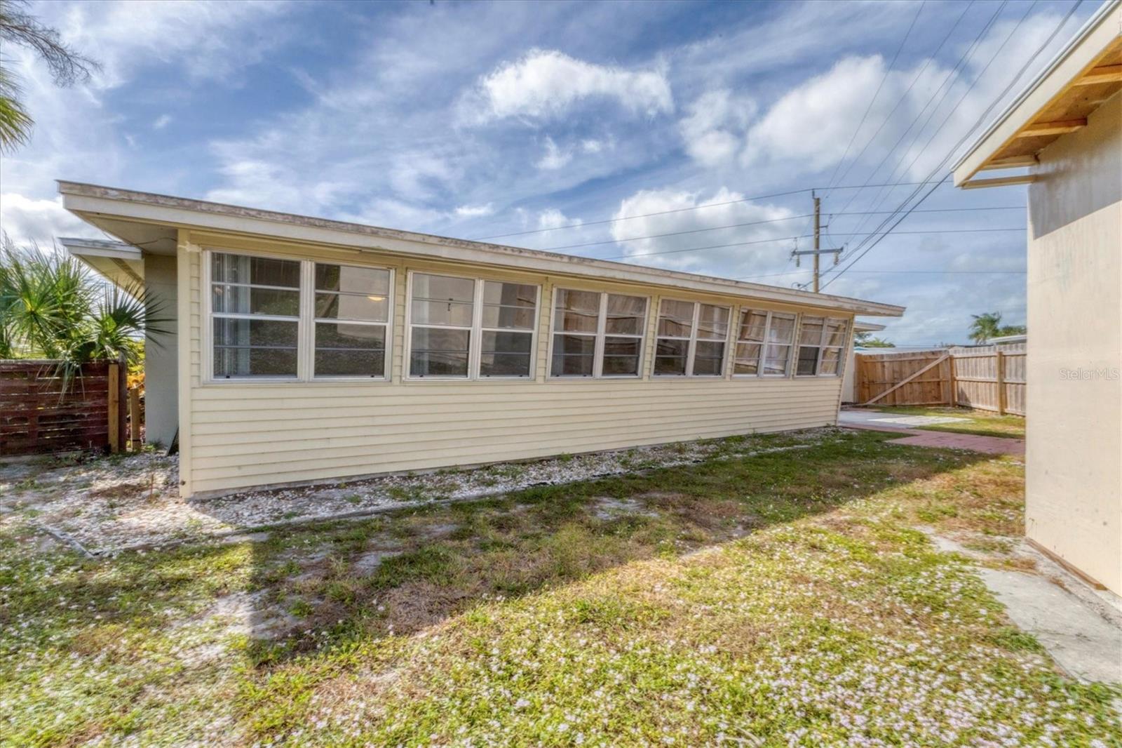 Image 28 of 34 For 1797 Pomelo Drive