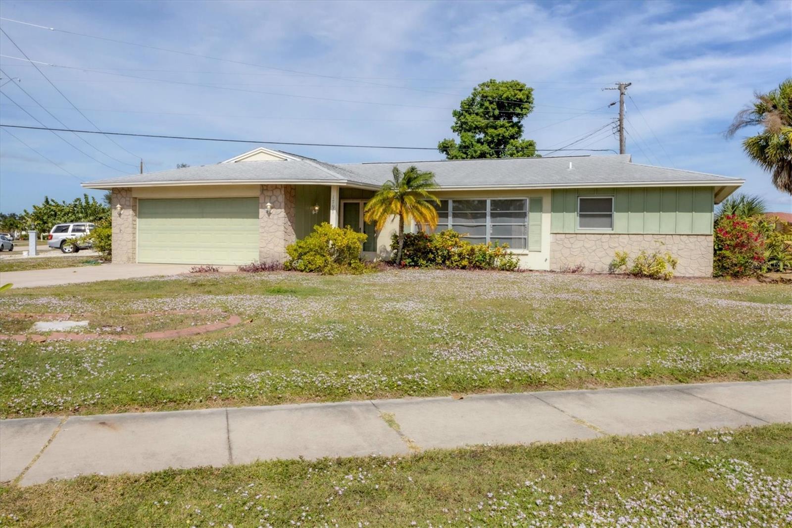 Image 4 of 34 For 1797 Pomelo Drive