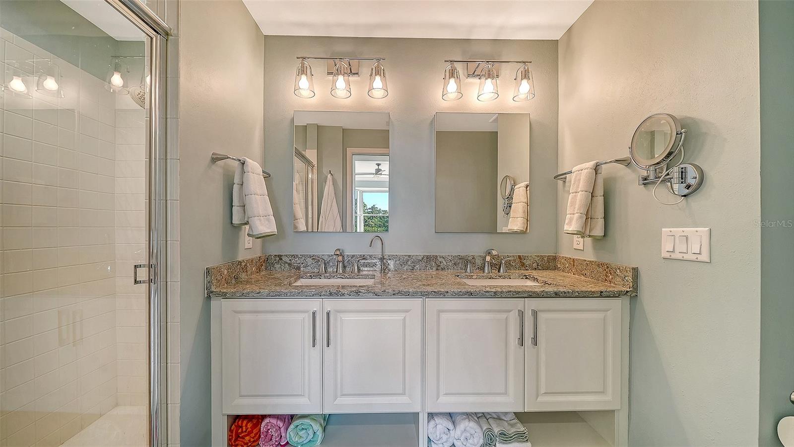 Image 29 of 77 For 9641 Castle Point Drive 1214