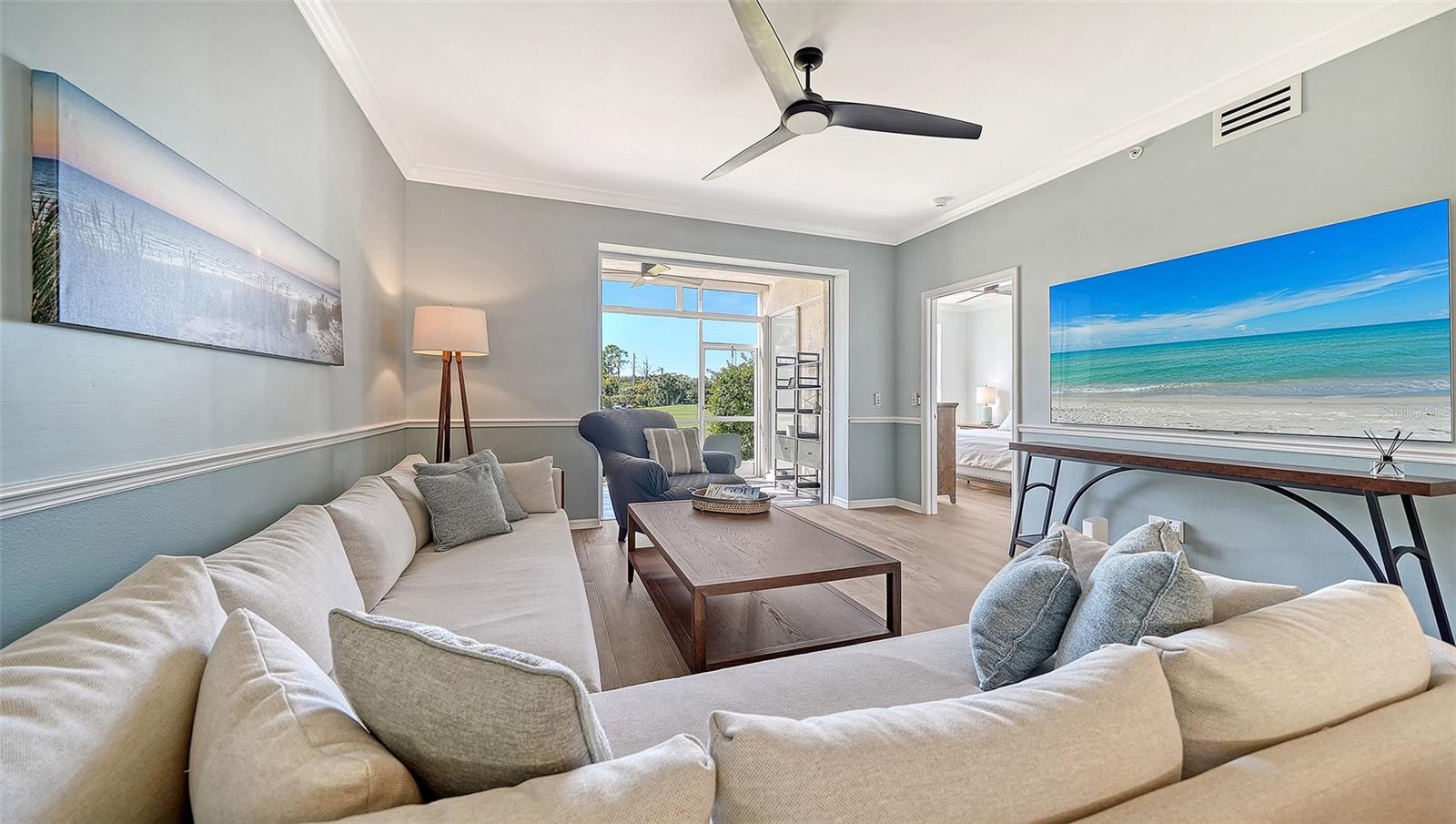 Image 4 of 77 For 9641 Castle Point Drive 1214