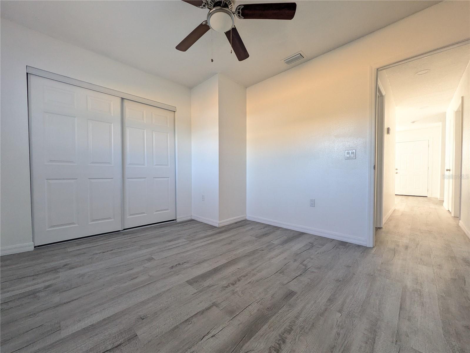 Image 16 of 23 For 5532 42nd Street E