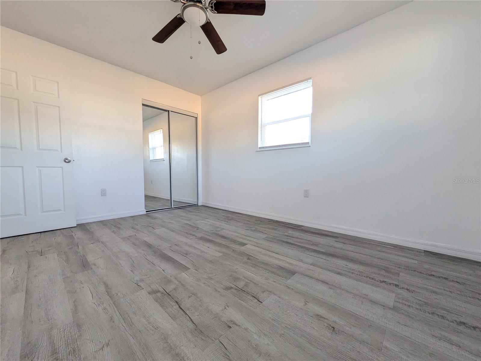 Image 18 of 23 For 5532 42nd Street E