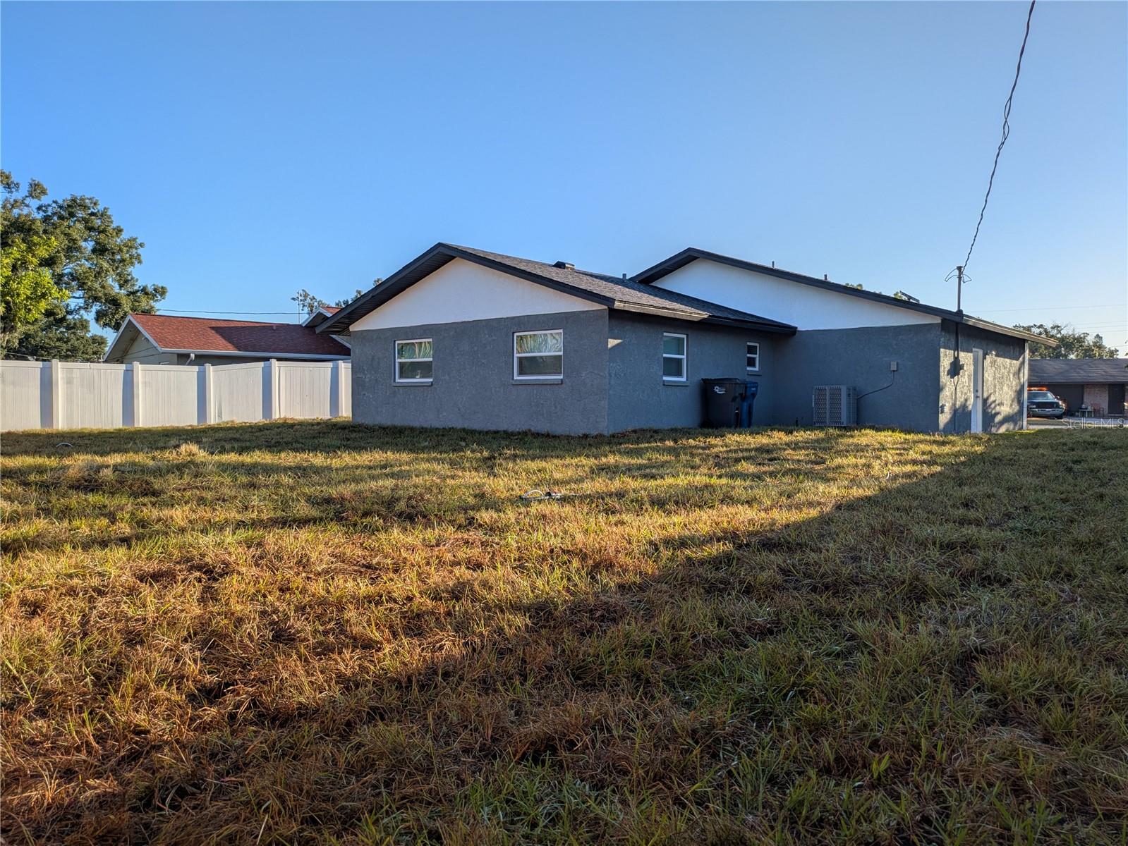 Image 20 of 23 For 5532 42nd Street E