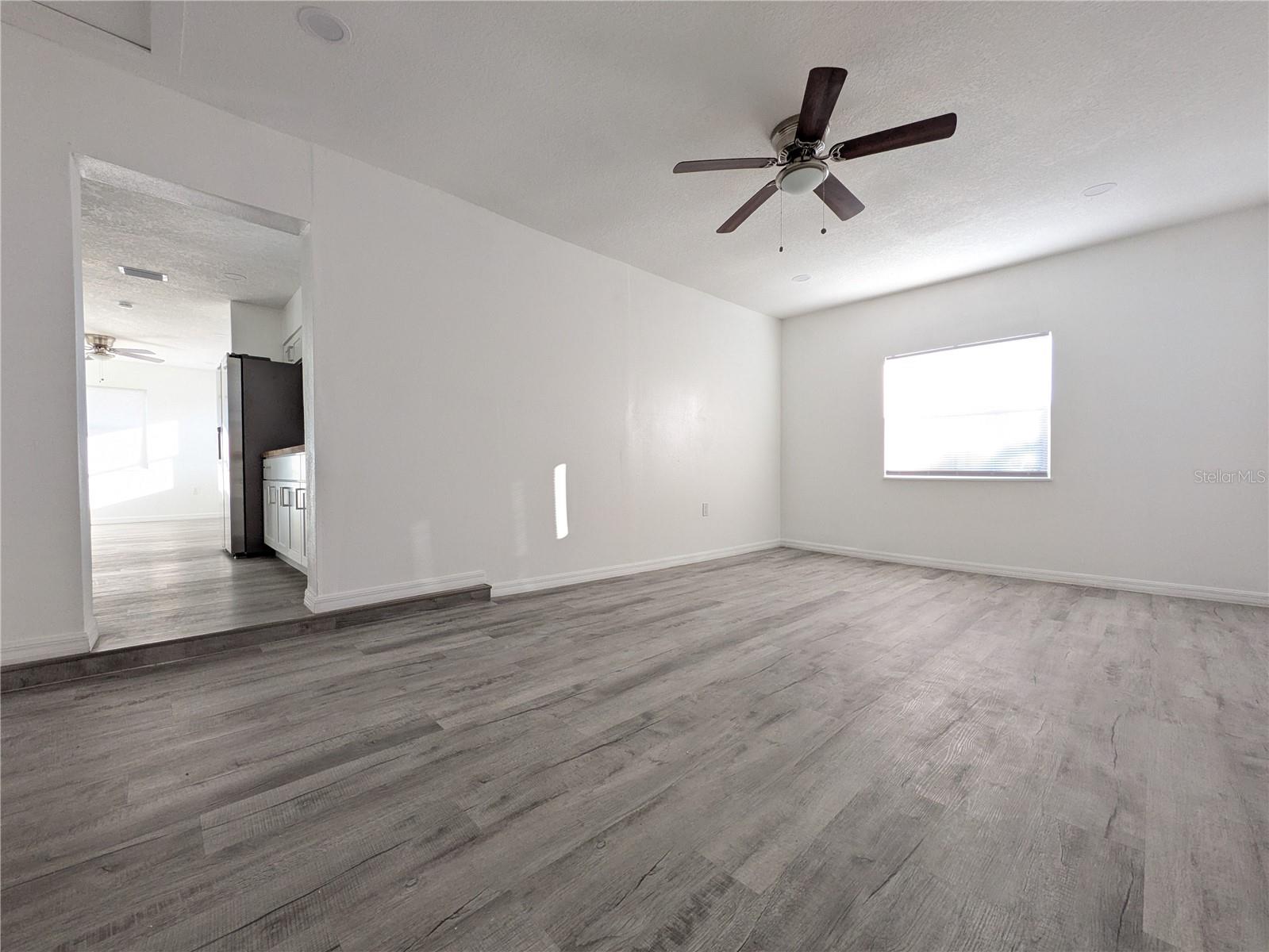 Image 7 of 23 For 5532 42nd Street E