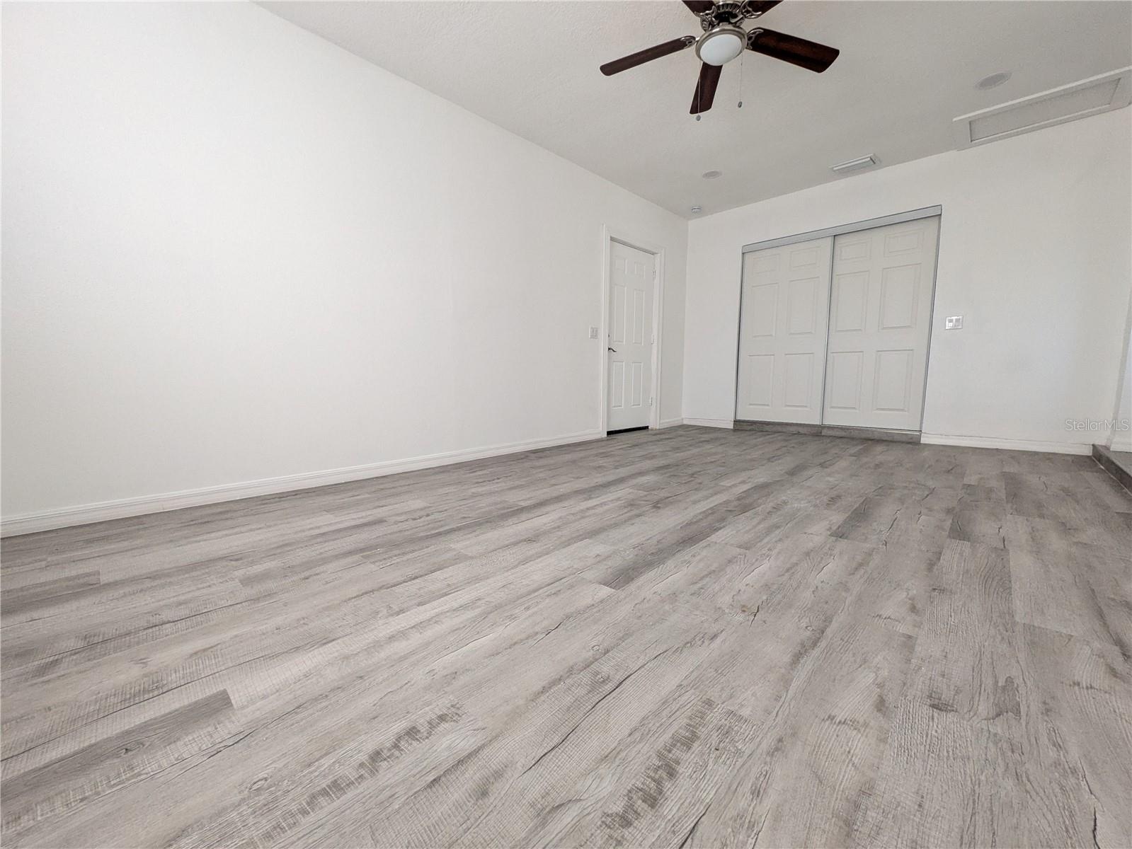 Image 8 of 23 For 5532 42nd Street E