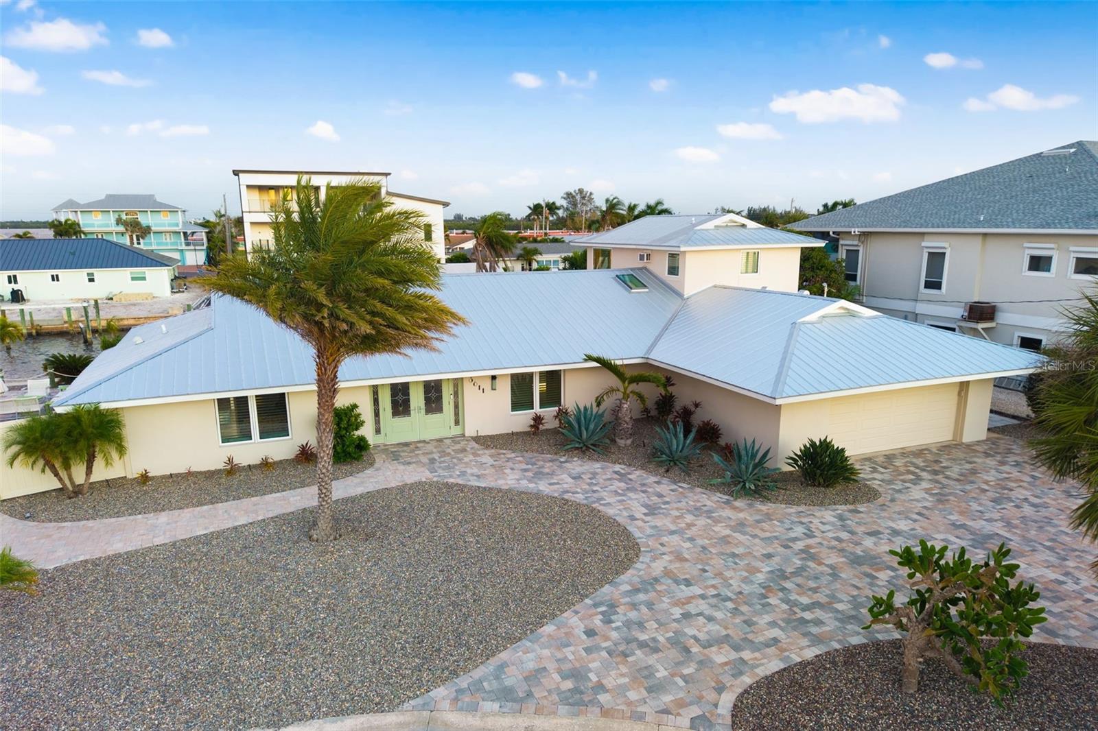 Image 2 of 60 For 3611 Plumosa Terrace