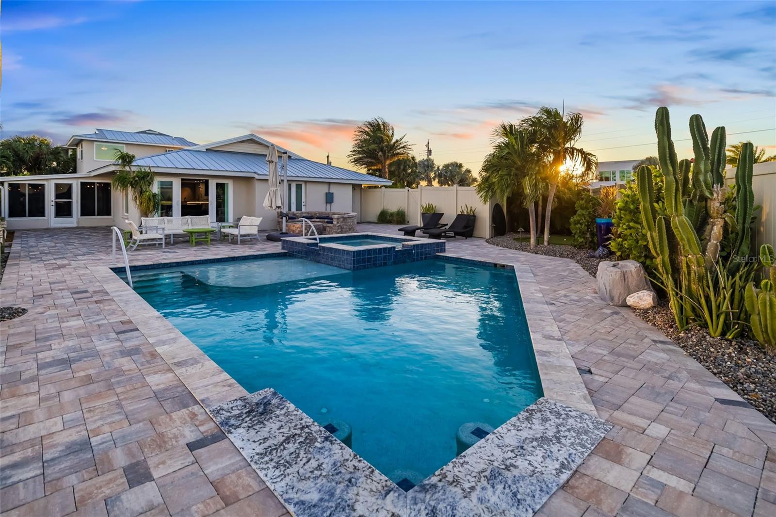 Image 5 of 60 For 3611 Plumosa Terrace