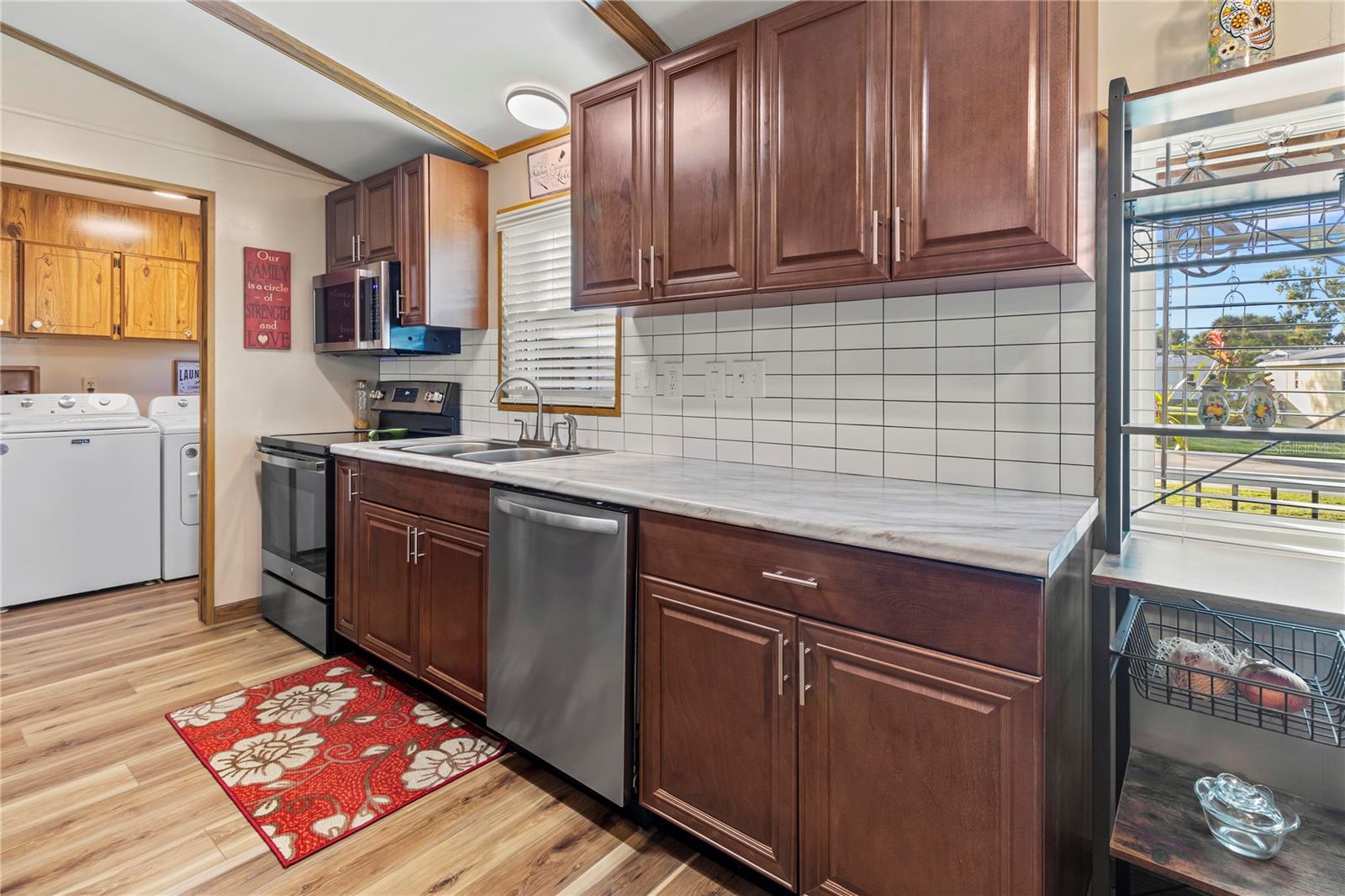 Image 16 of 55 For 20 Wood Owl Avenue