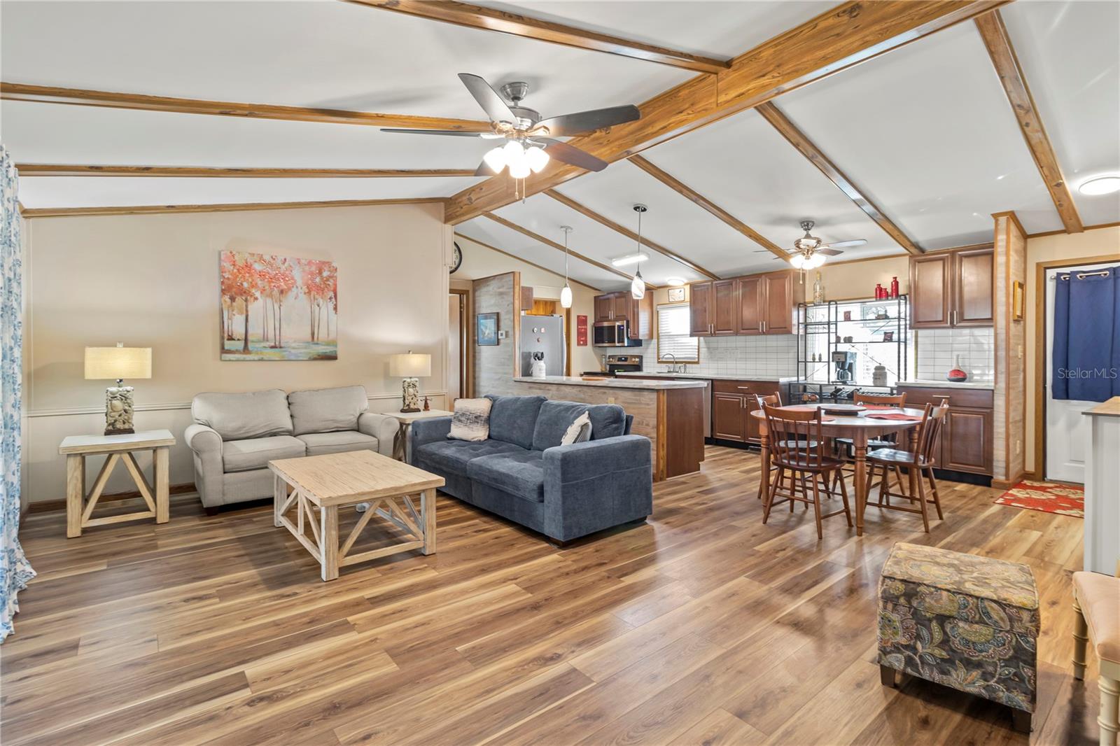 Image 8 of 55 For 20 Wood Owl Avenue