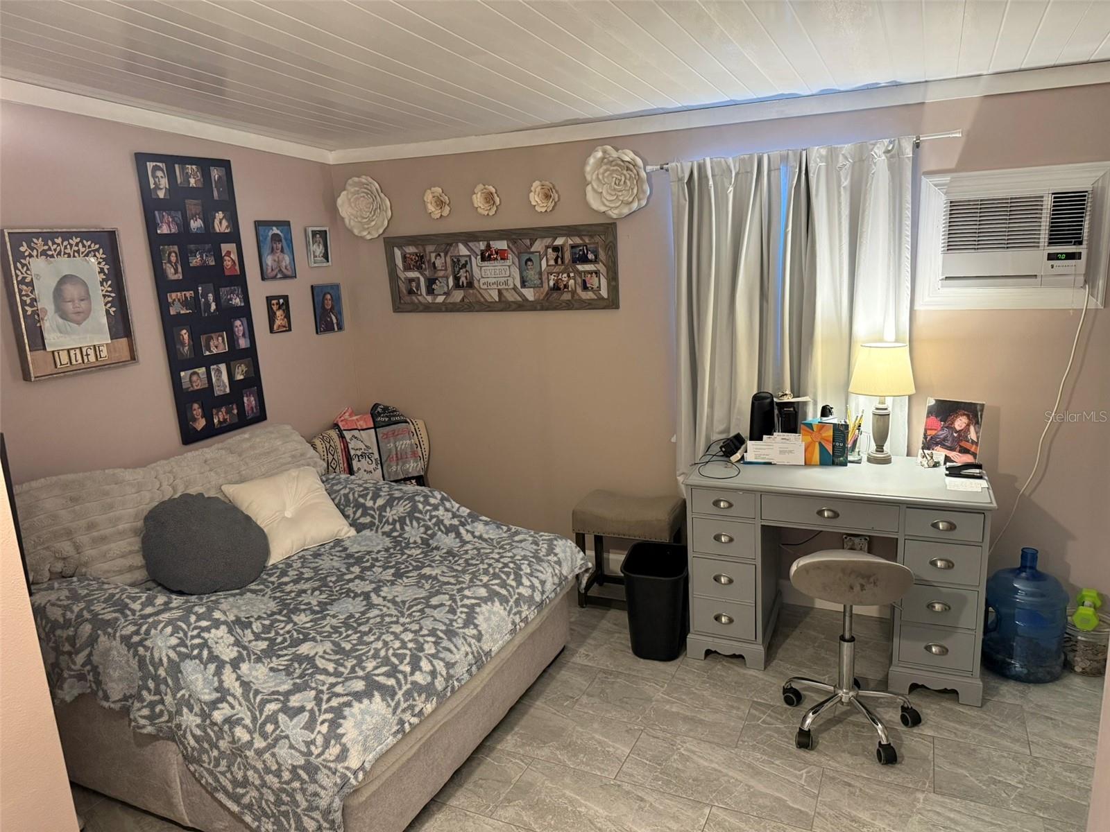 Image 10 of 43 For 1020 36th Street W