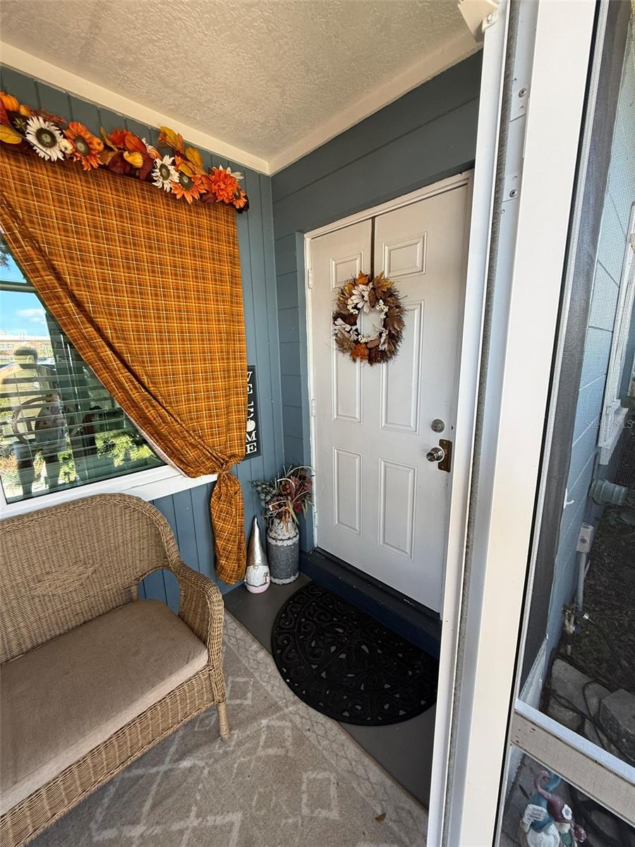 Image 41 of 43 For 1020 36th Street W