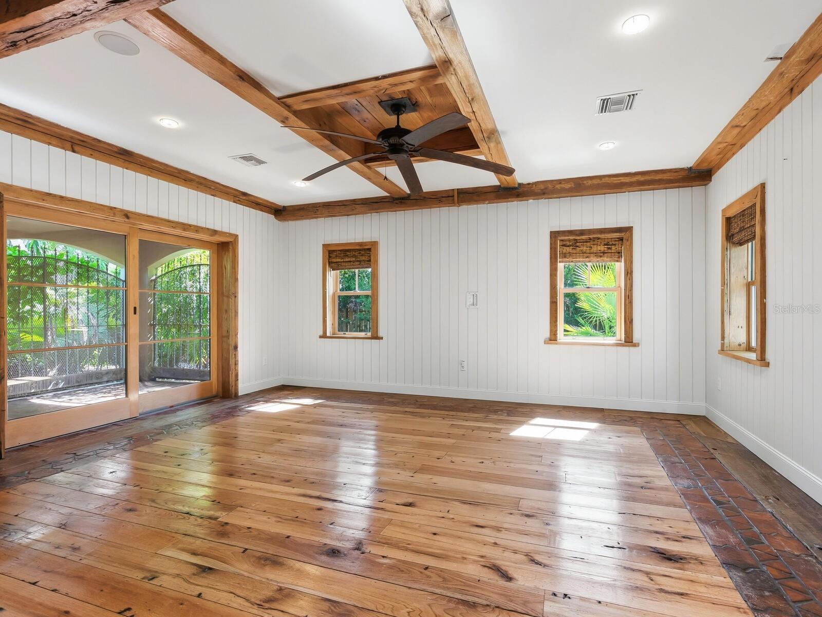 Image 21 of 39 For 41 Adams Drive