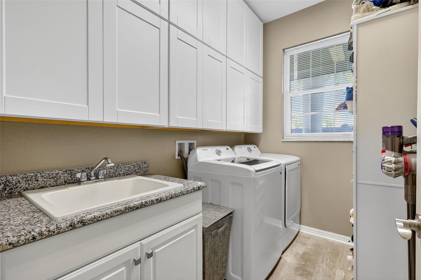 Image 19 of 47 For 4999 Oarsman Court