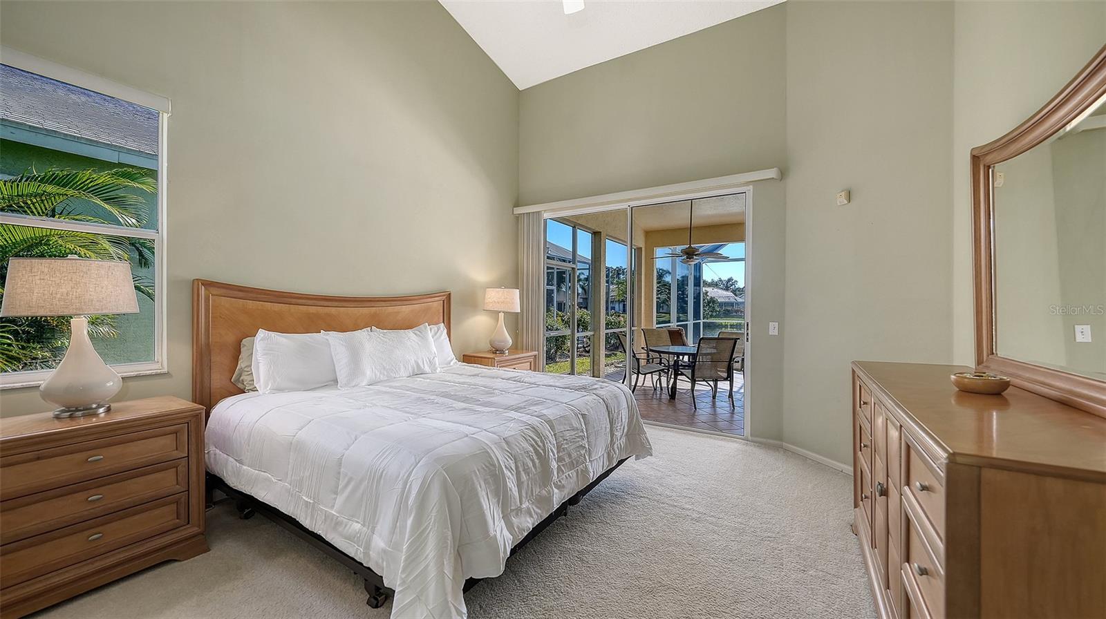 Image 17 of 41 For 4177 Westbourne Circle