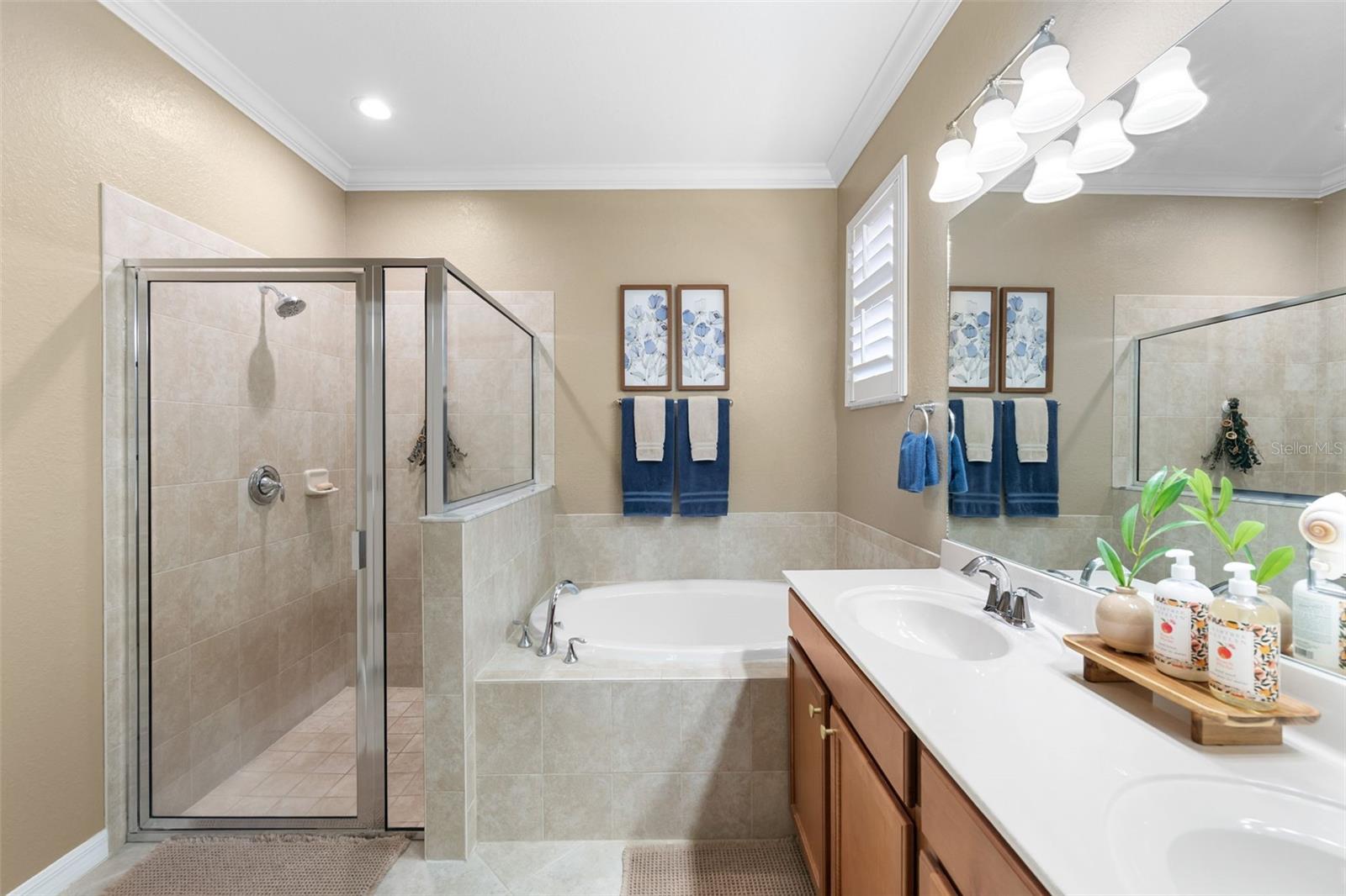 Image 18 of 54 For 7027 Quiet Creek Drive